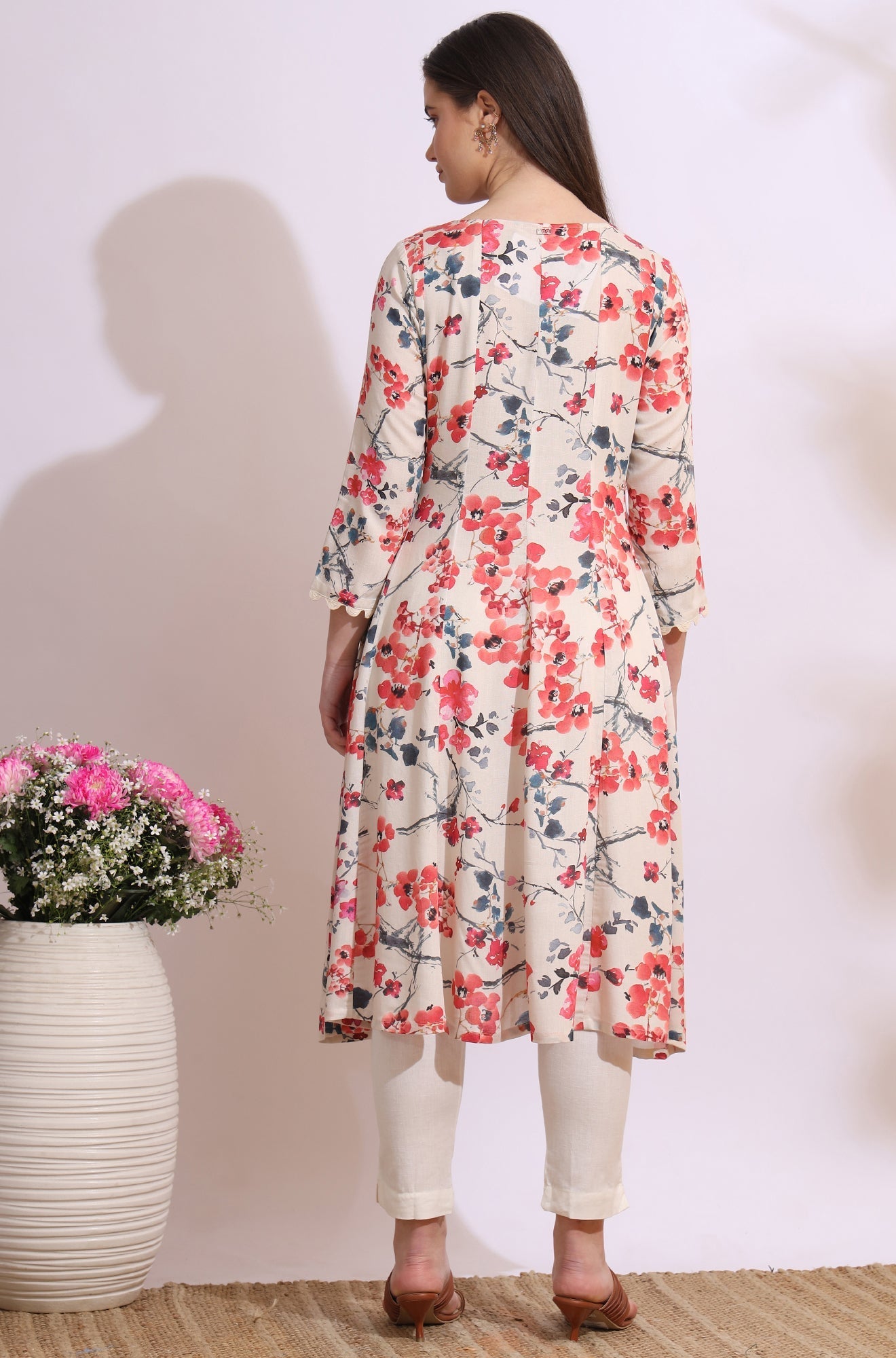 https://cdn.shopify.com/s/files/1/0722/3148/5636/files/W12248-125260_5.jpg?v=1772275970