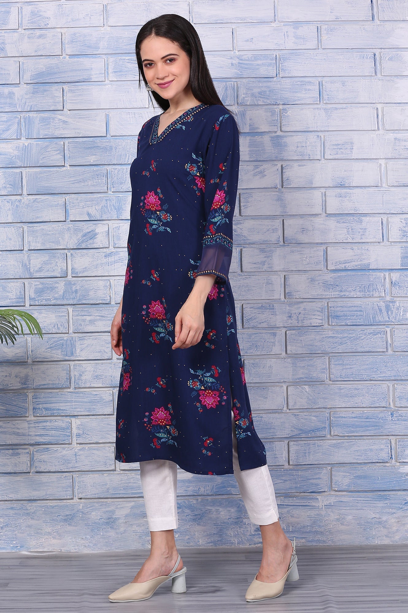 https://cdn.shopify.com/s/files/1/0722/3148/5636/files/W12254-123936_4.jpg?v=1760496408