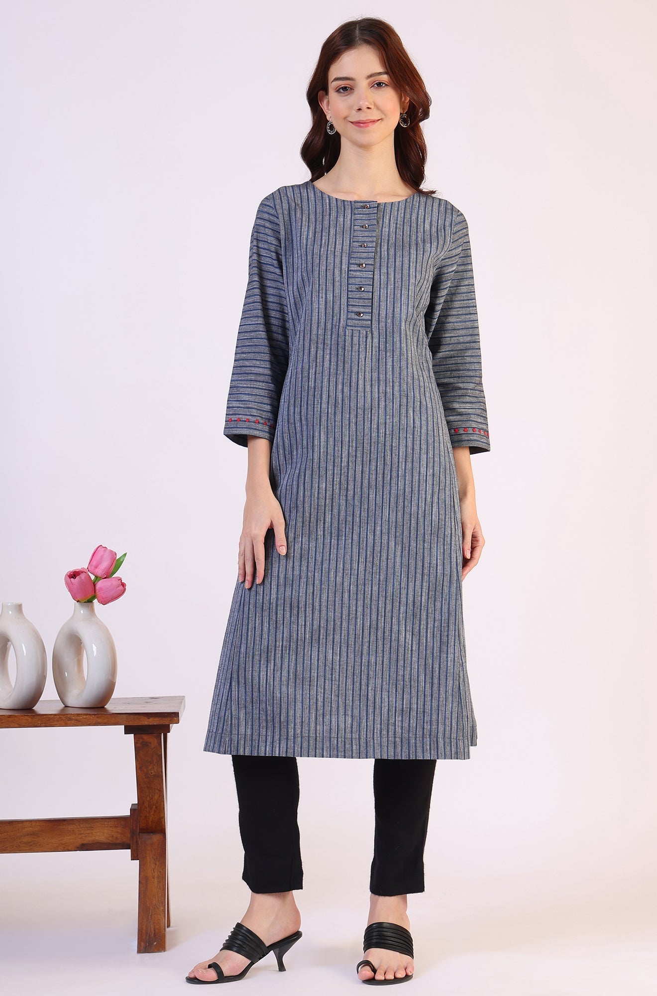 https://cdn.shopify.com/s/files/1/0722/3148/5636/files/W12271-314164_1.jpg?v=1760493087
