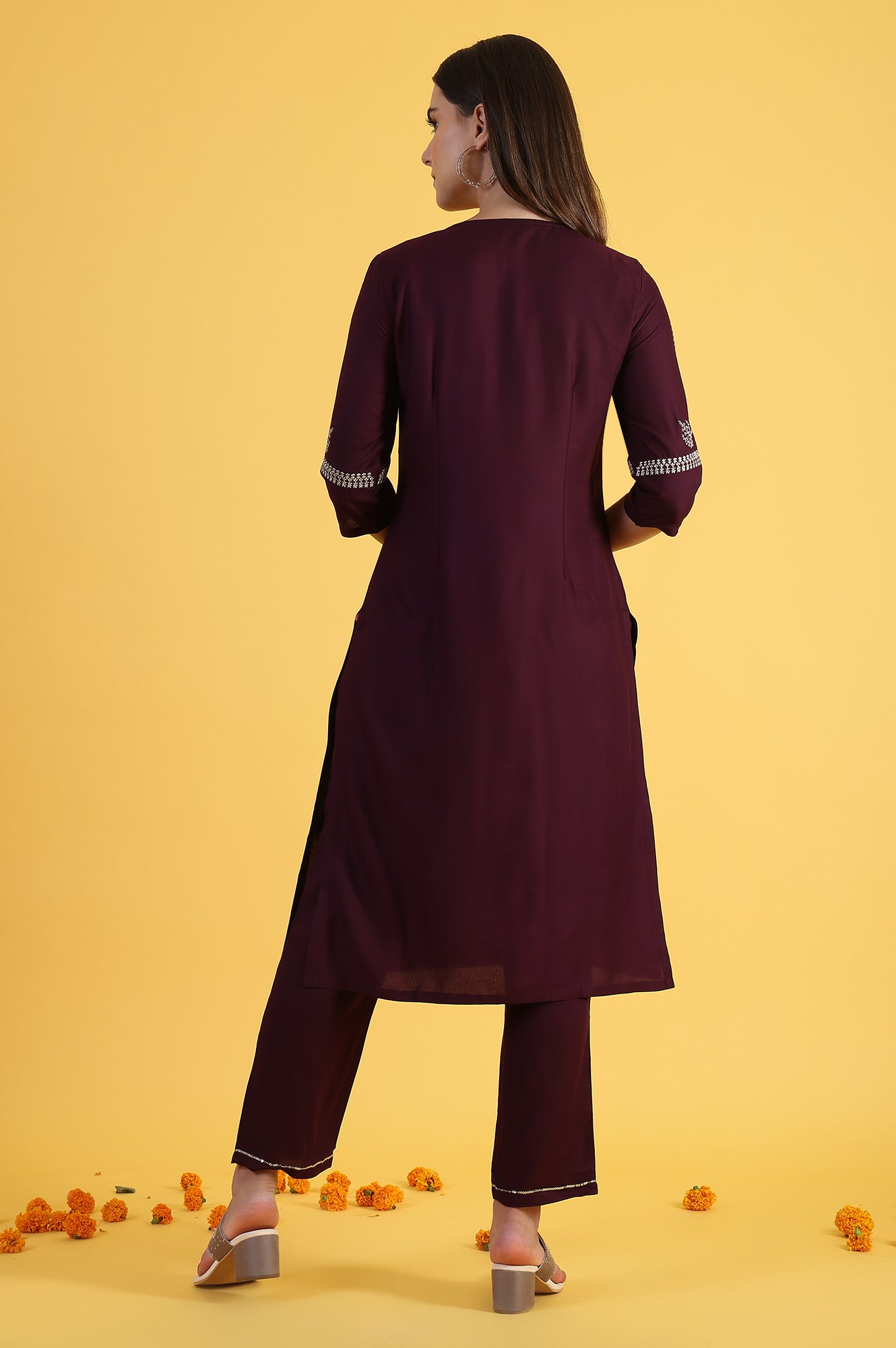 https://cdn.shopify.com/s/files/1/0722/3148/5636/files/W12307-117183_5_273f9f98-2166-4e8f-bbcd-73b6d0a3f288.jpg?v=1760492688