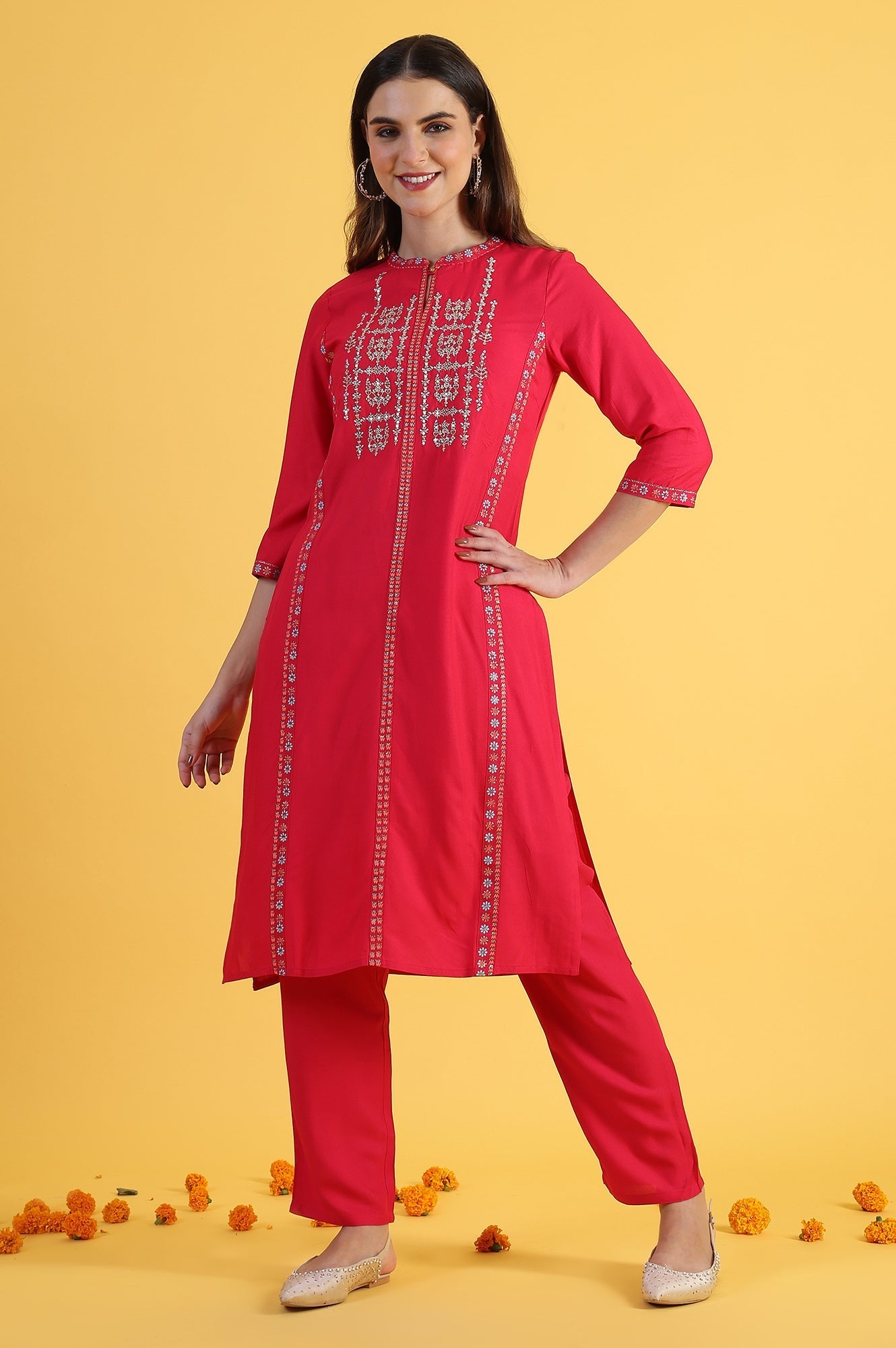 https://cdn.shopify.com/s/files/1/0722/3148/5636/files/W12308-213469_1_96061bb7-baf3-499e-8d0f-14395a1b650c.jpg?v=1760492752