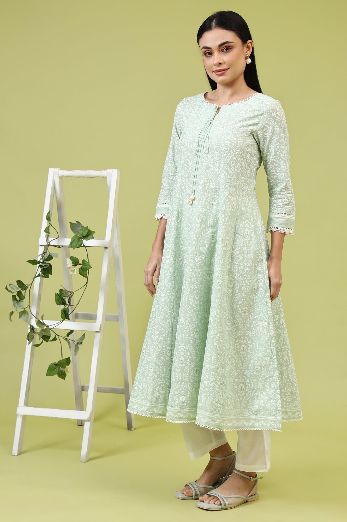 https://cdn.shopify.com/s/files/1/0722/3148/5636/files/W12355-125225_4_62353cc5-2e6b-4c7b-adf2-0fbf9acd299e.jpg?v=1760493731