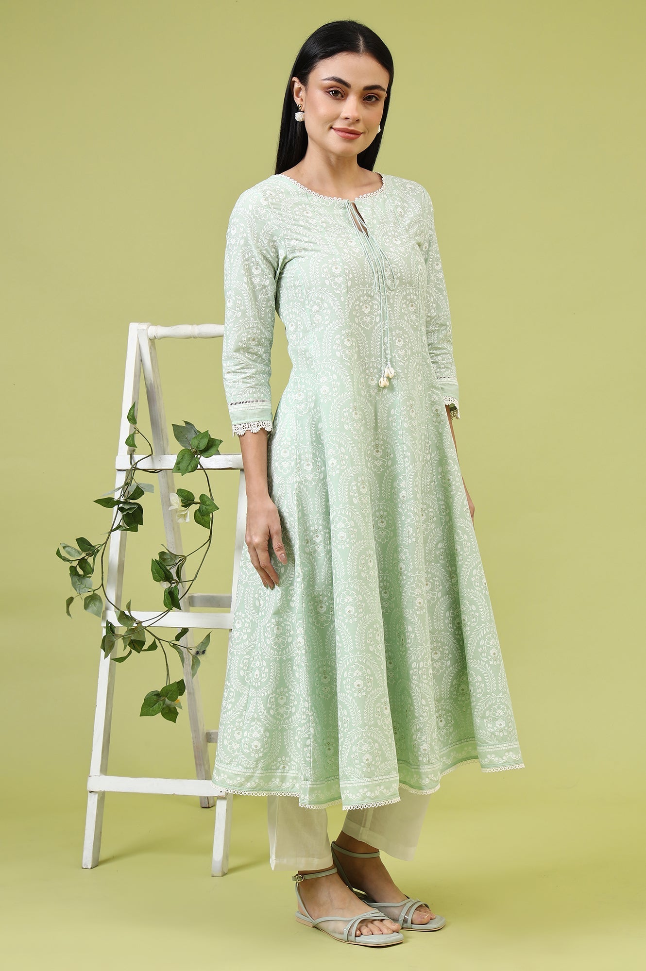 https://cdn.shopify.com/s/files/1/0722/3148/5636/files/W12355-125225_6_8640ede0-e96b-4078-ab00-4032e07f86a8.jpg?v=1760493731