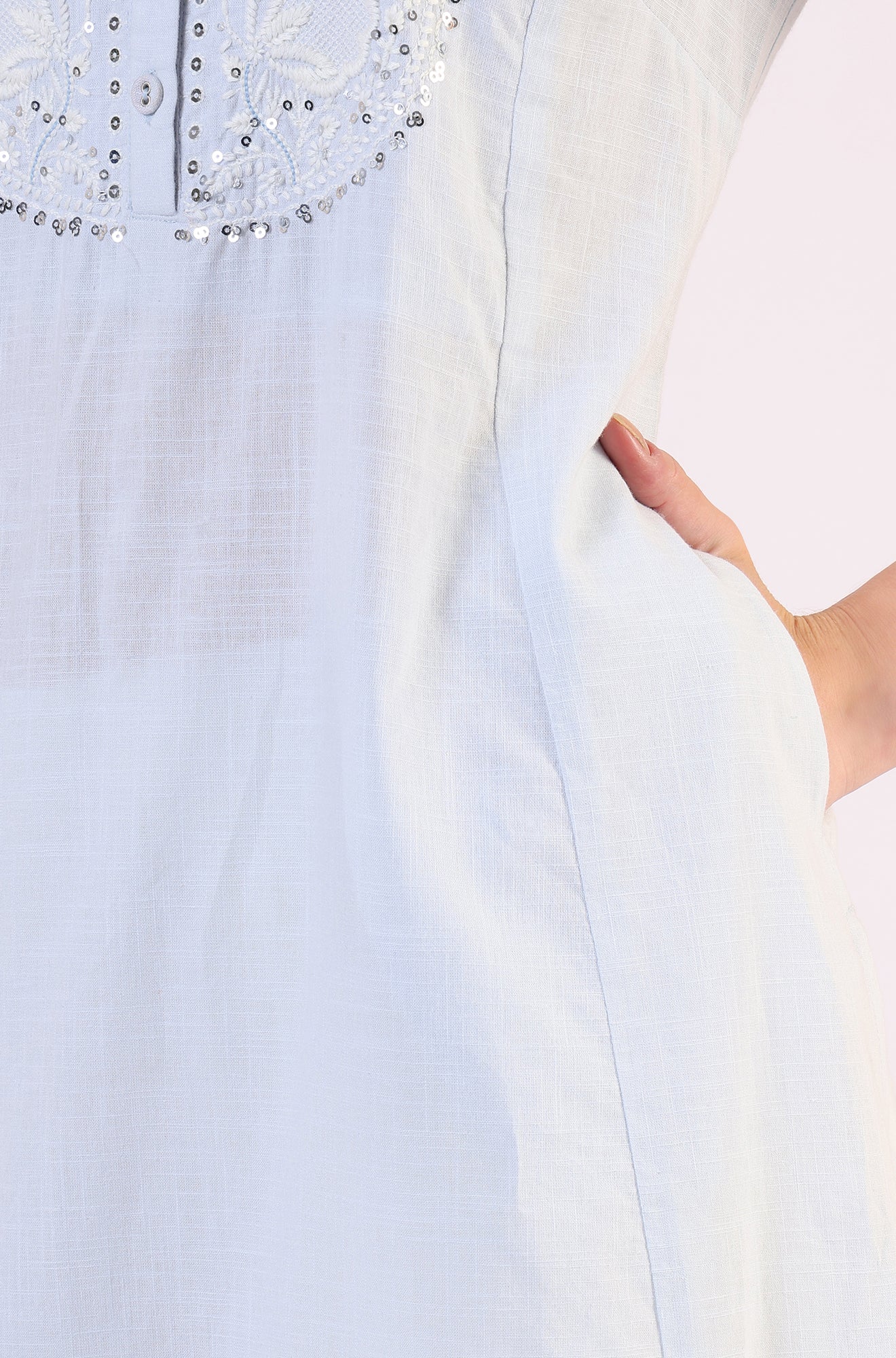 https://cdn.shopify.com/s/files/1/0722/3148/5636/files/W12361-223271_8.jpg?v=1772275883