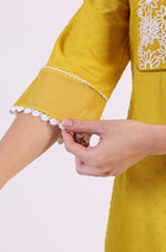 Thumbnail for https://cdn.shopify.com/s/files/1/0722/3148/5636/files/W12401-223191_7.jpg?v=1772275886