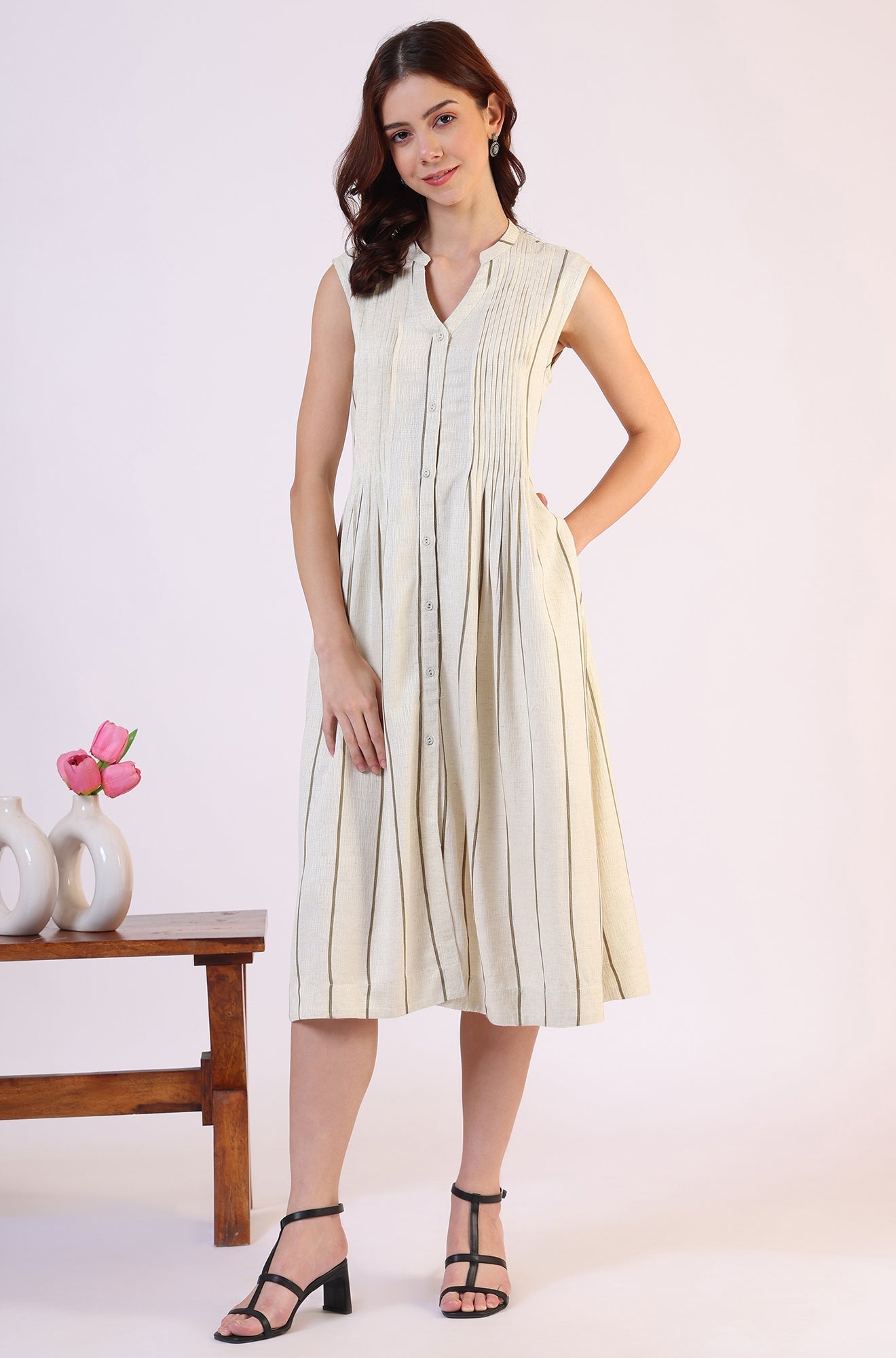 https://cdn.shopify.com/s/files/1/0722/3148/5636/files/W12523-314166_4.jpg?v=1760492804