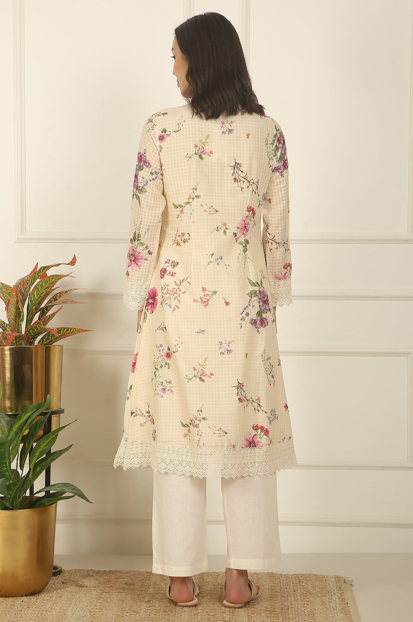 https://cdn.shopify.com/s/files/1/0722/3148/5636/files/W12601-125470_5.jpg?v=1760496167
