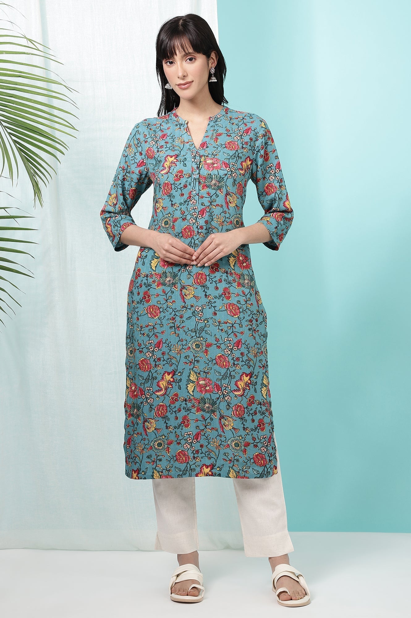 https://cdn.shopify.com/s/files/1/0722/3148/5636/files/W12736-124313_2_bd7bf1fe-8ae1-43d0-8cc4-44739509e01b.jpg?v=1760494881