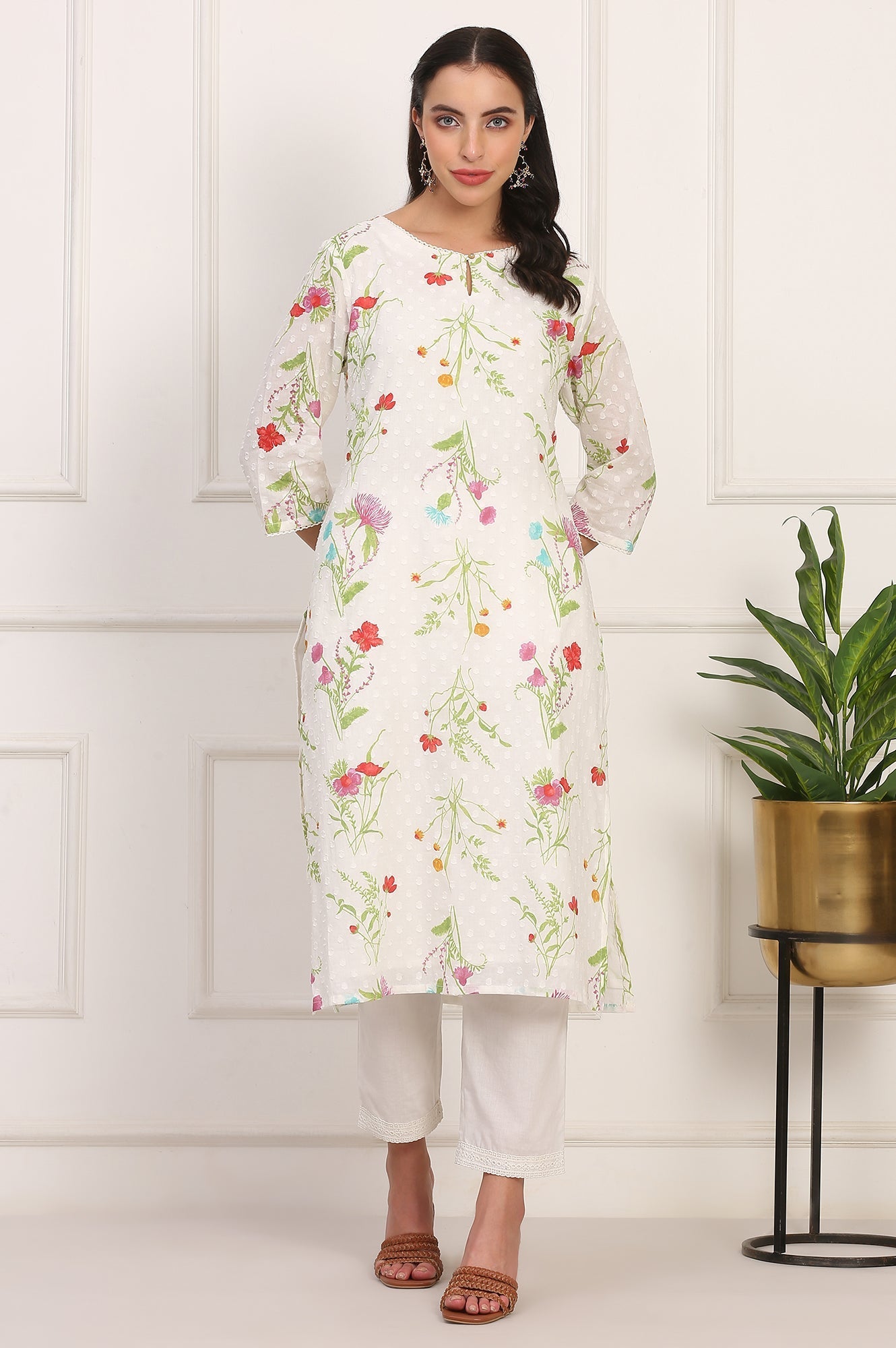 https://cdn.shopify.com/s/files/1/0722/3148/5636/files/W12738-123965_1.jpg?v=1760496046