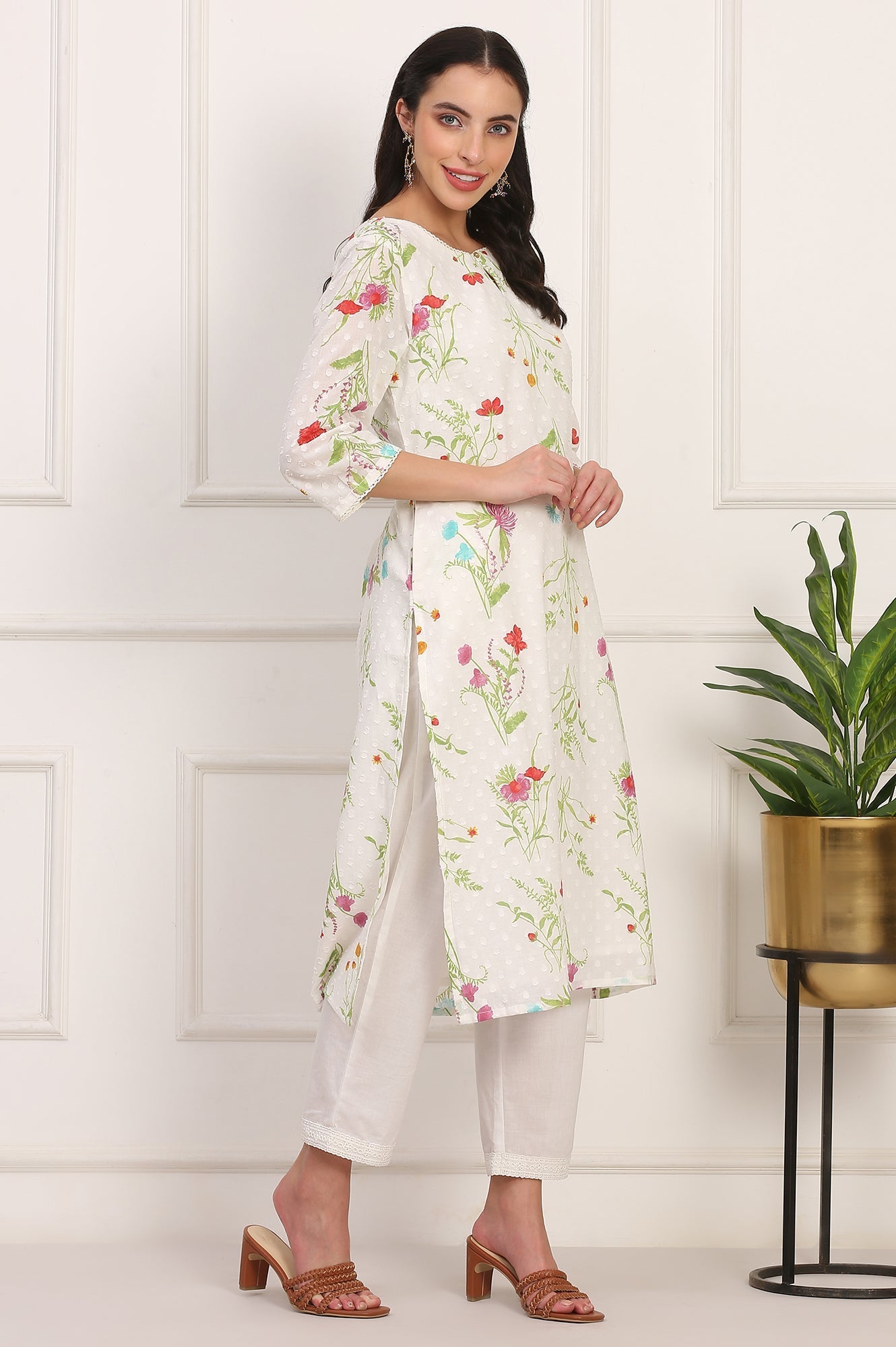 https://cdn.shopify.com/s/files/1/0722/3148/5636/files/W12738-123965_6.jpg?v=1760496047
