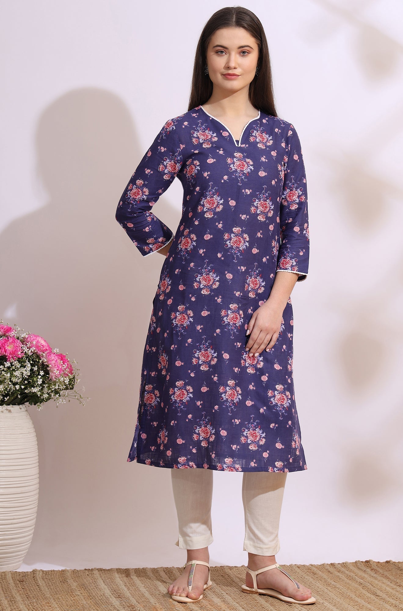 https://cdn.shopify.com/s/files/1/0722/3148/5636/files/W12792-126187_2.jpg?v=1760494396