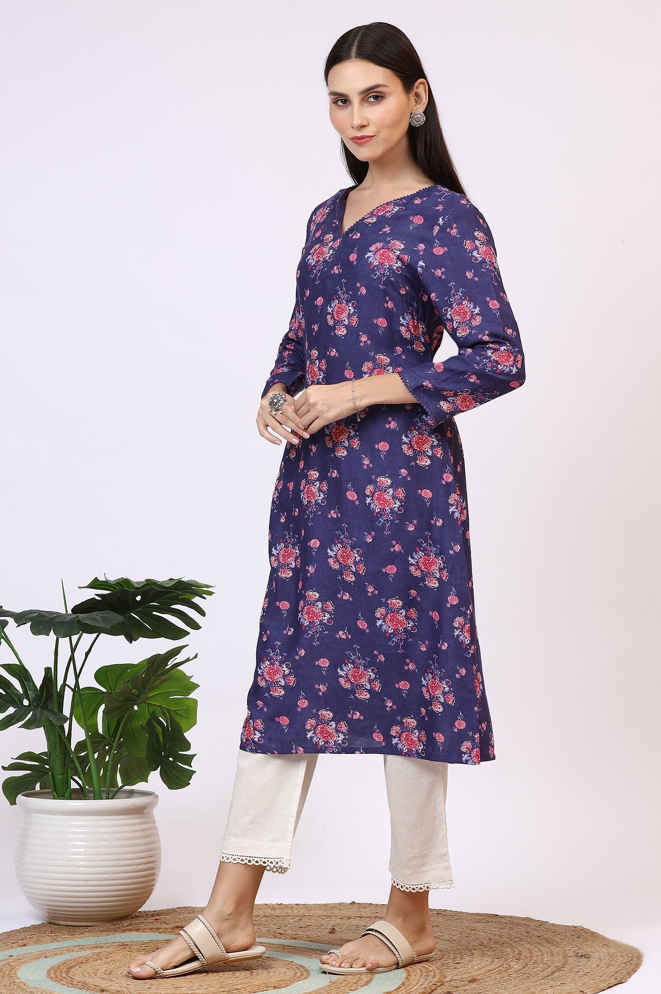 https://cdn.shopify.com/s/files/1/0722/3148/5636/files/W12796-126179_4_cfca7fcf-cbae-4bb9-8a33-53162fb24e54.jpg?v=1772276565
