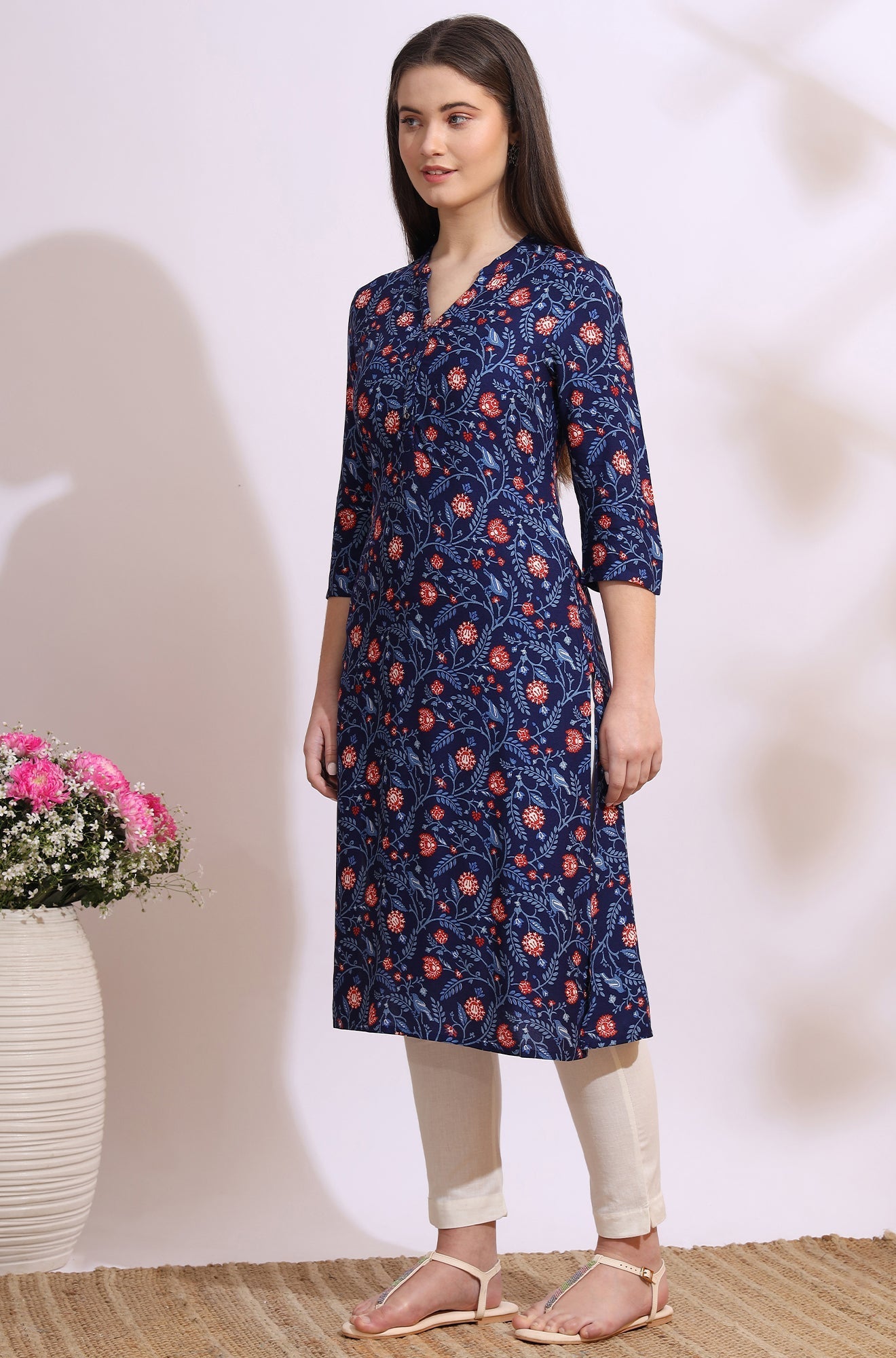 https://cdn.shopify.com/s/files/1/0722/3148/5636/files/W12797-126185_4.jpg?v=1772275991