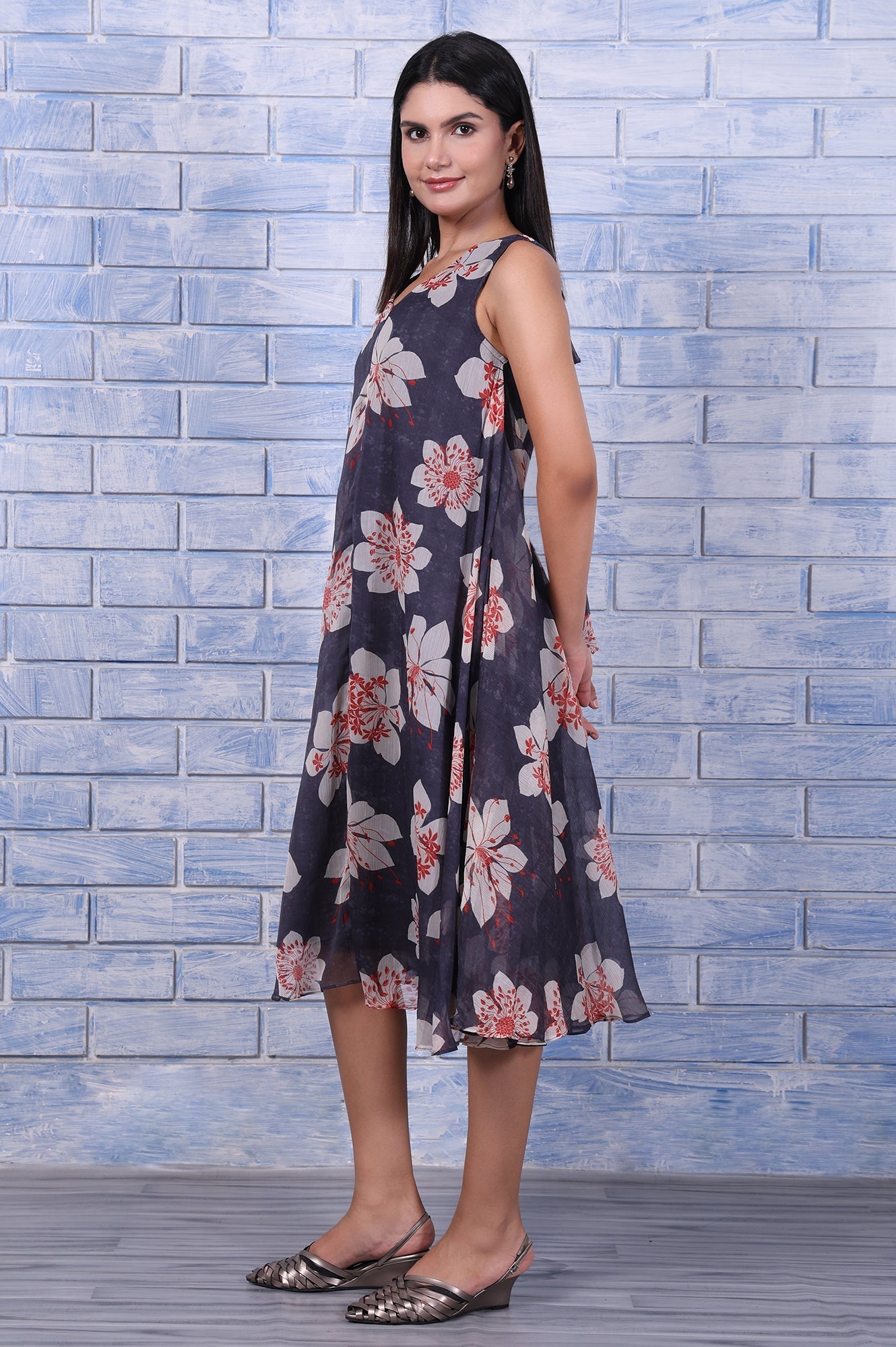 https://cdn.shopify.com/s/files/1/0722/3148/5636/files/W12818-125943_4.jpg?v=1760496723