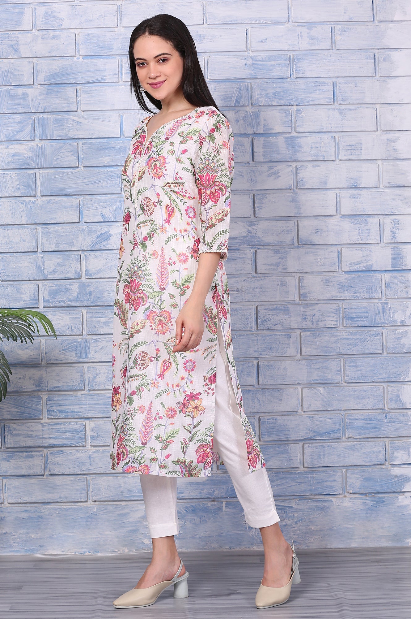 https://cdn.shopify.com/s/files/1/0722/3148/5636/files/W13034-126737_4.jpg?v=1760494790
