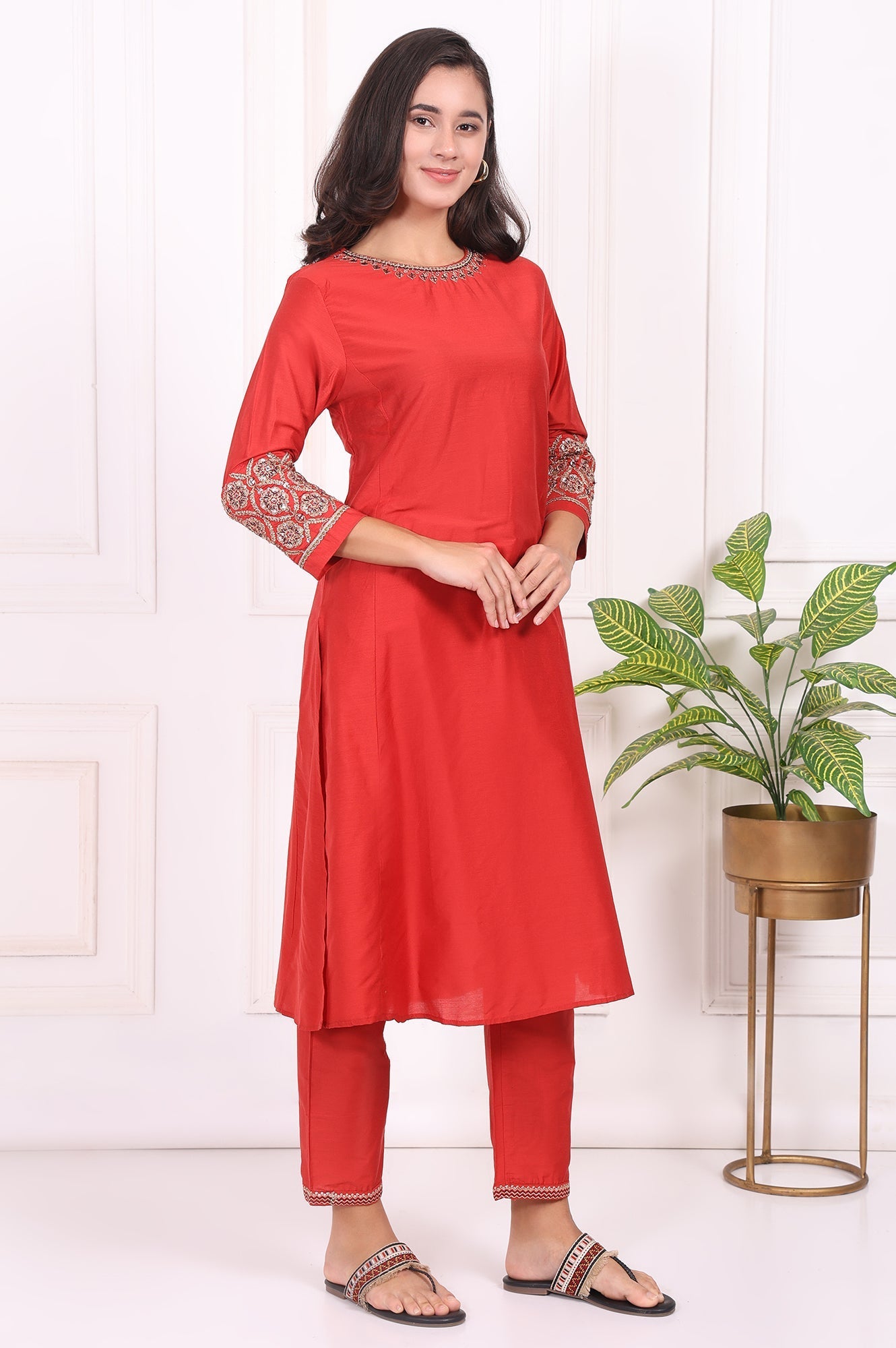 https://cdn.shopify.com/s/files/1/0722/3148/5636/files/W13457-224481_6.jpg?v=1772278221