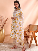 Thumbnail for Ode by House of Pataudi Floral Printed Sequinned Pure Cotton Kurta With Trouser & Dupatta - Distacart