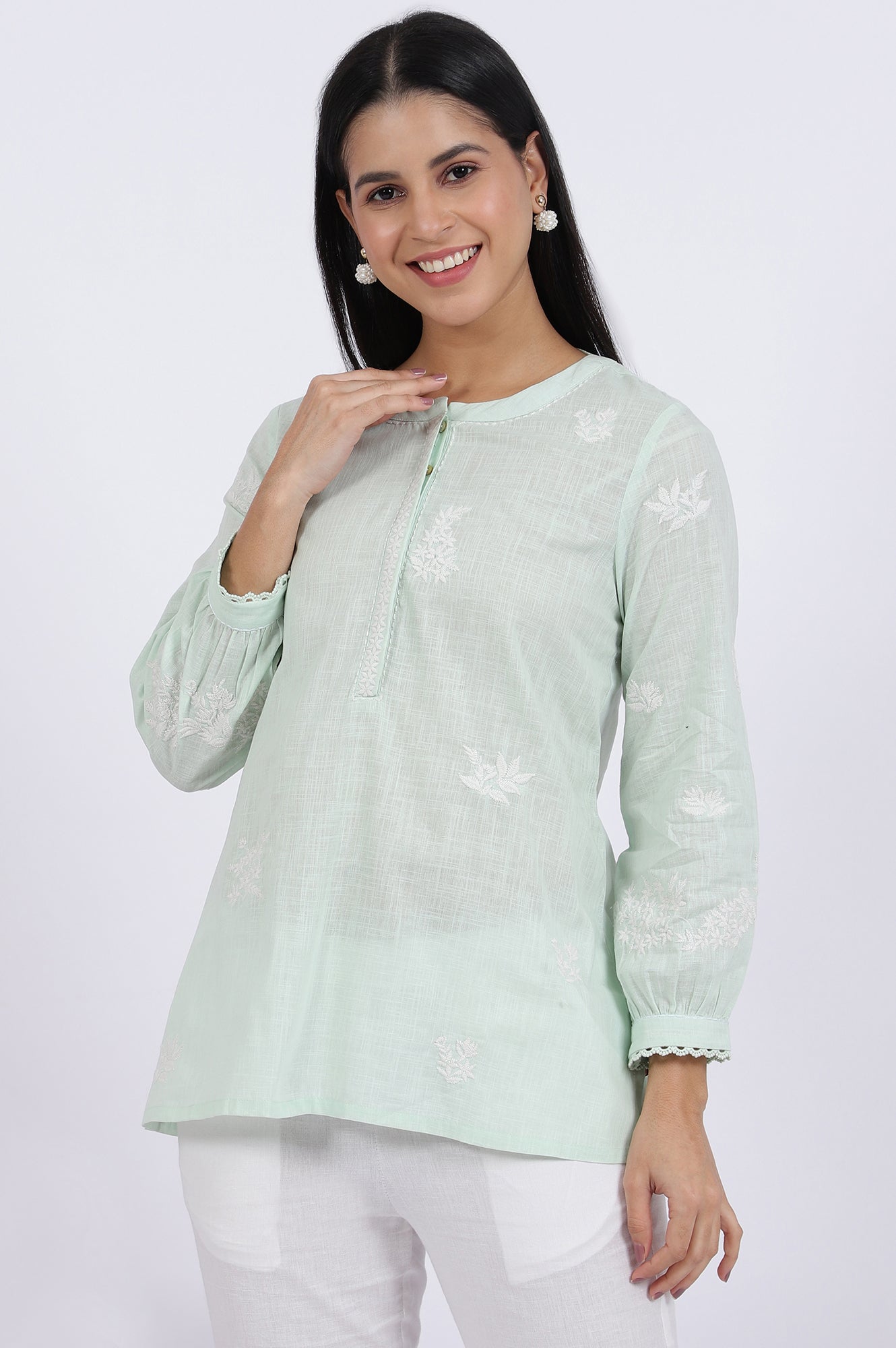 https://cdn.shopify.com/s/files/1/0722/3148/5636/files/W31198-223082_1_b91e7c4a-207a-4b95-9366-e93adf981e8f.jpg?v=1760493927