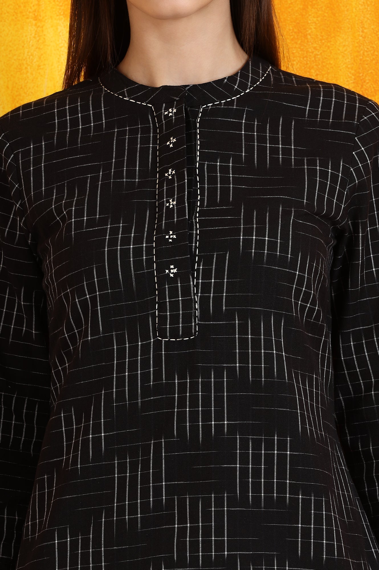 https://cdn.shopify.com/s/files/1/0722/3148/5636/files/W31211-314247_3_b1c722c4-d581-4596-829b-9fecfd2efb08.jpg?v=1760494715