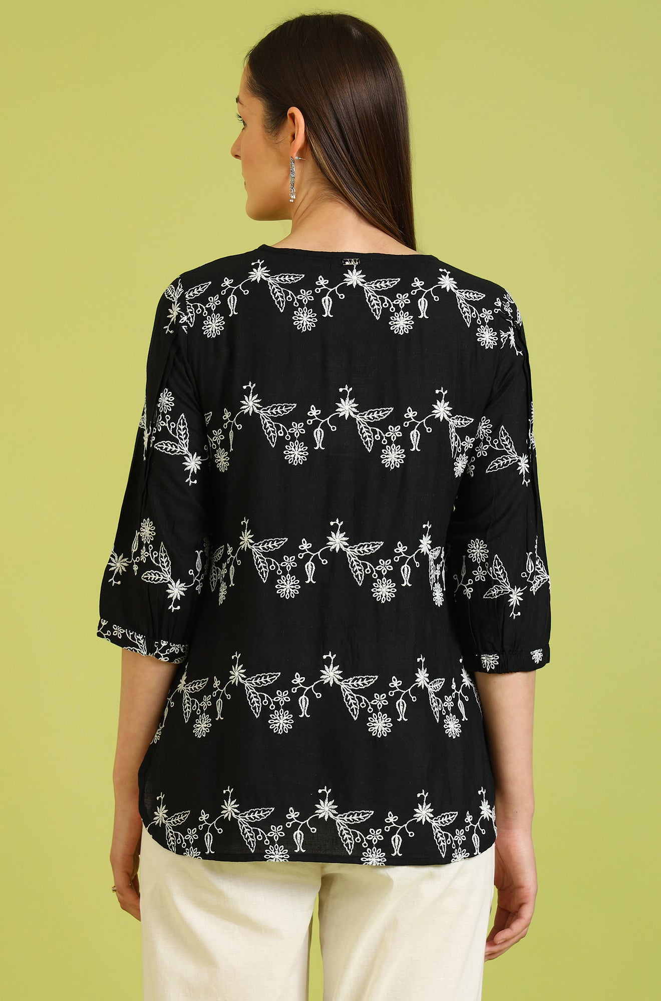 https://cdn.shopify.com/s/files/1/0722/3148/5636/files/W31218-400301_5.jpg?v=1760493408