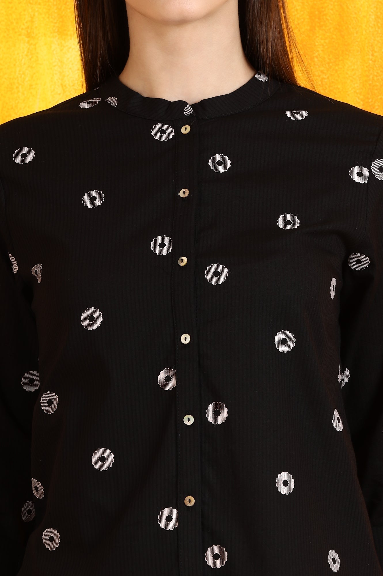 https://cdn.shopify.com/s/files/1/0722/3148/5636/files/W31267-124209_3_2f31c19f-71b8-46b1-ba7c-2dd889001068.jpg?v=1760494771