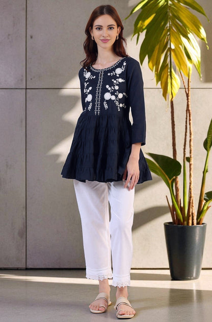 https://cdn.shopify.com/s/files/1/0722/3148/5636/files/W31276-223227.jpg?v=1760493521