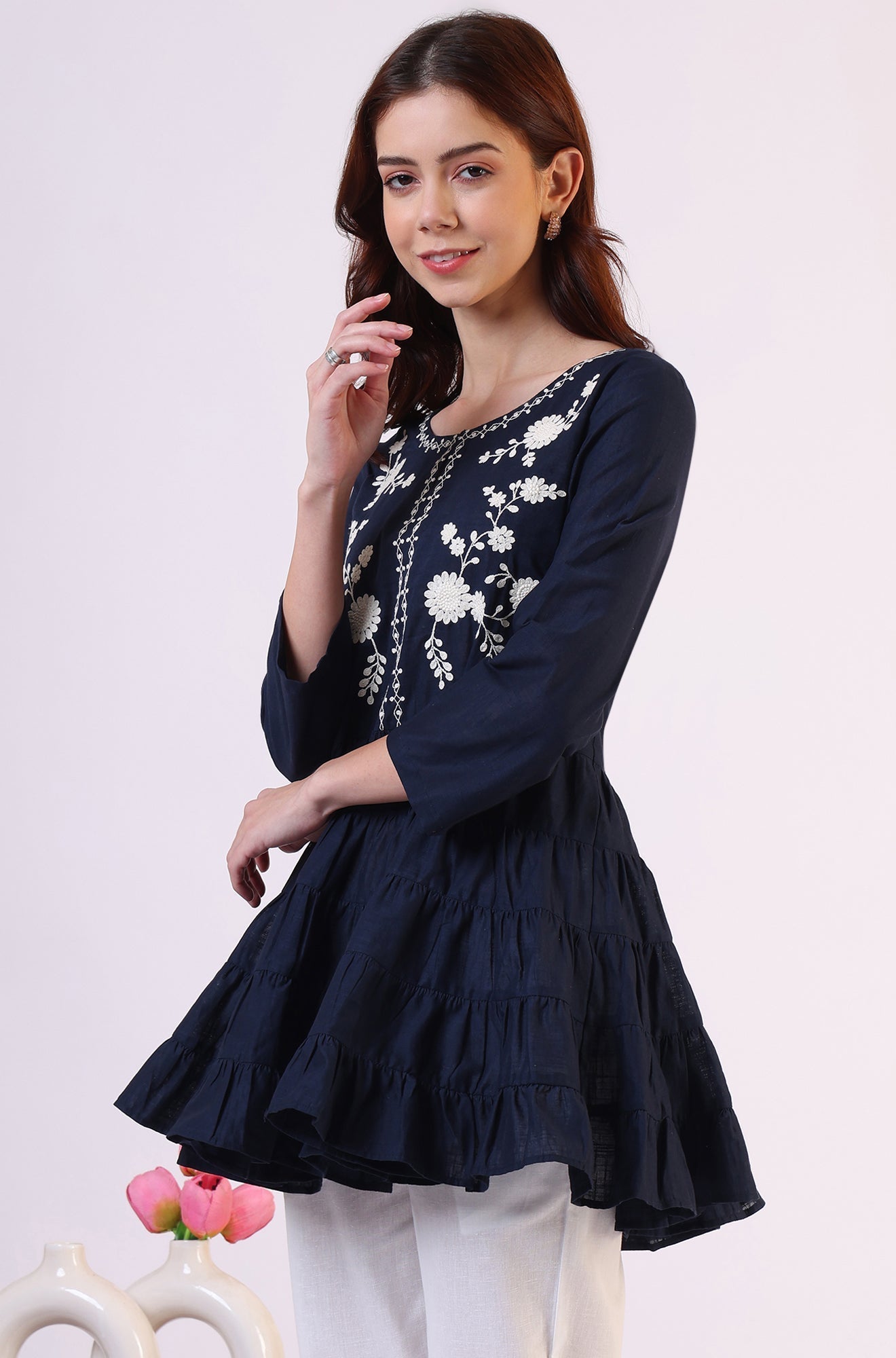https://cdn.shopify.com/s/files/1/0722/3148/5636/files/W31276-223227_4.jpg?v=1760493521