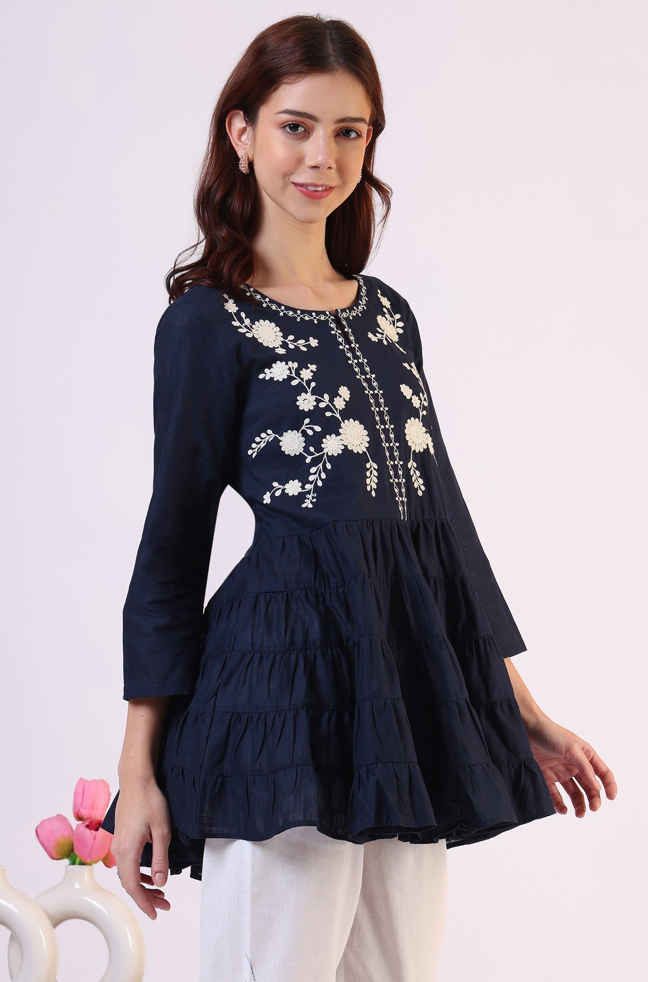 https://cdn.shopify.com/s/files/1/0722/3148/5636/files/W31276-223227_6.jpg?v=1760493521