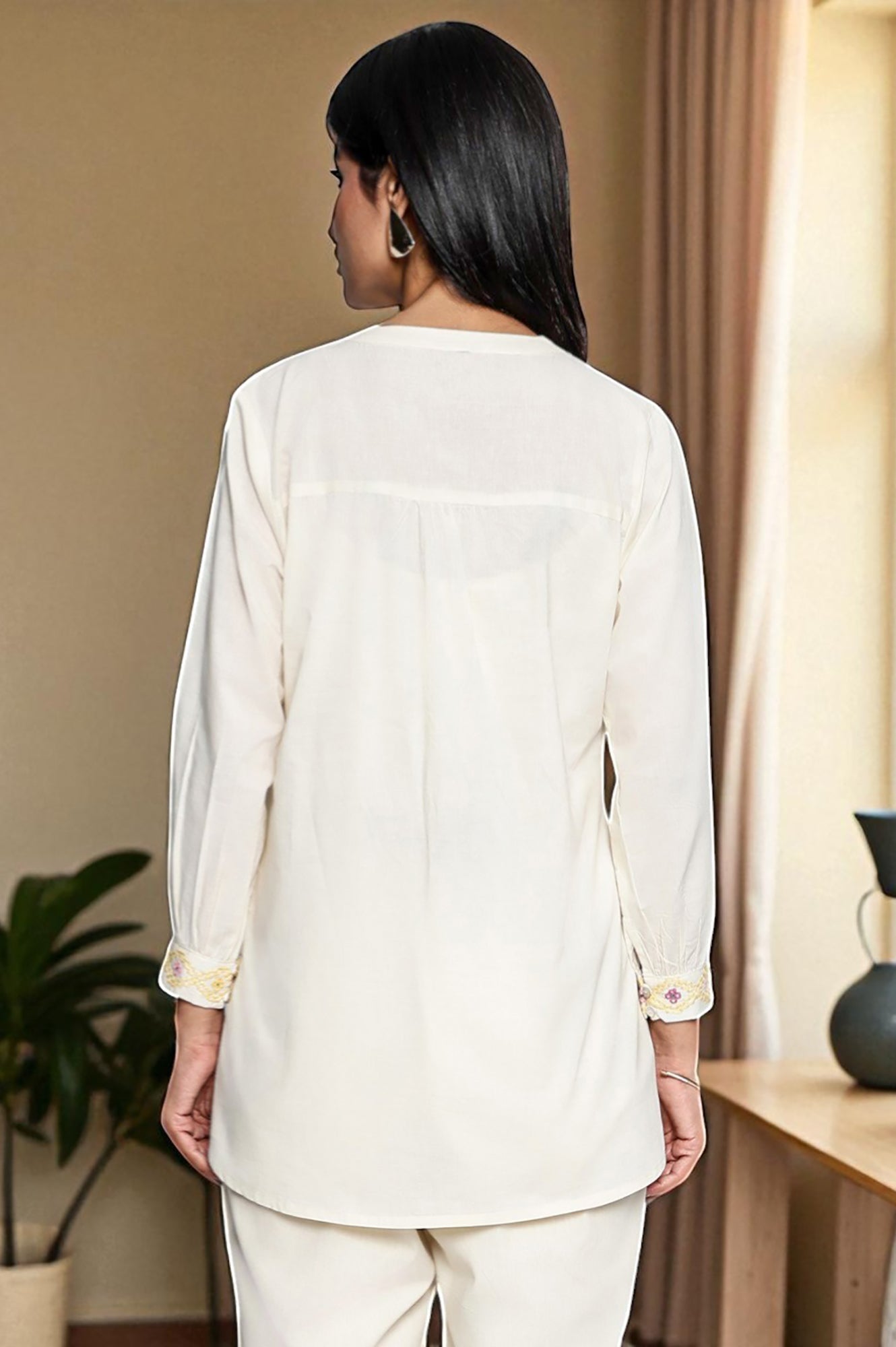 https://cdn.shopify.com/s/files/1/0722/3148/5636/files/W31338-223984_5.jpg?v=1760498683