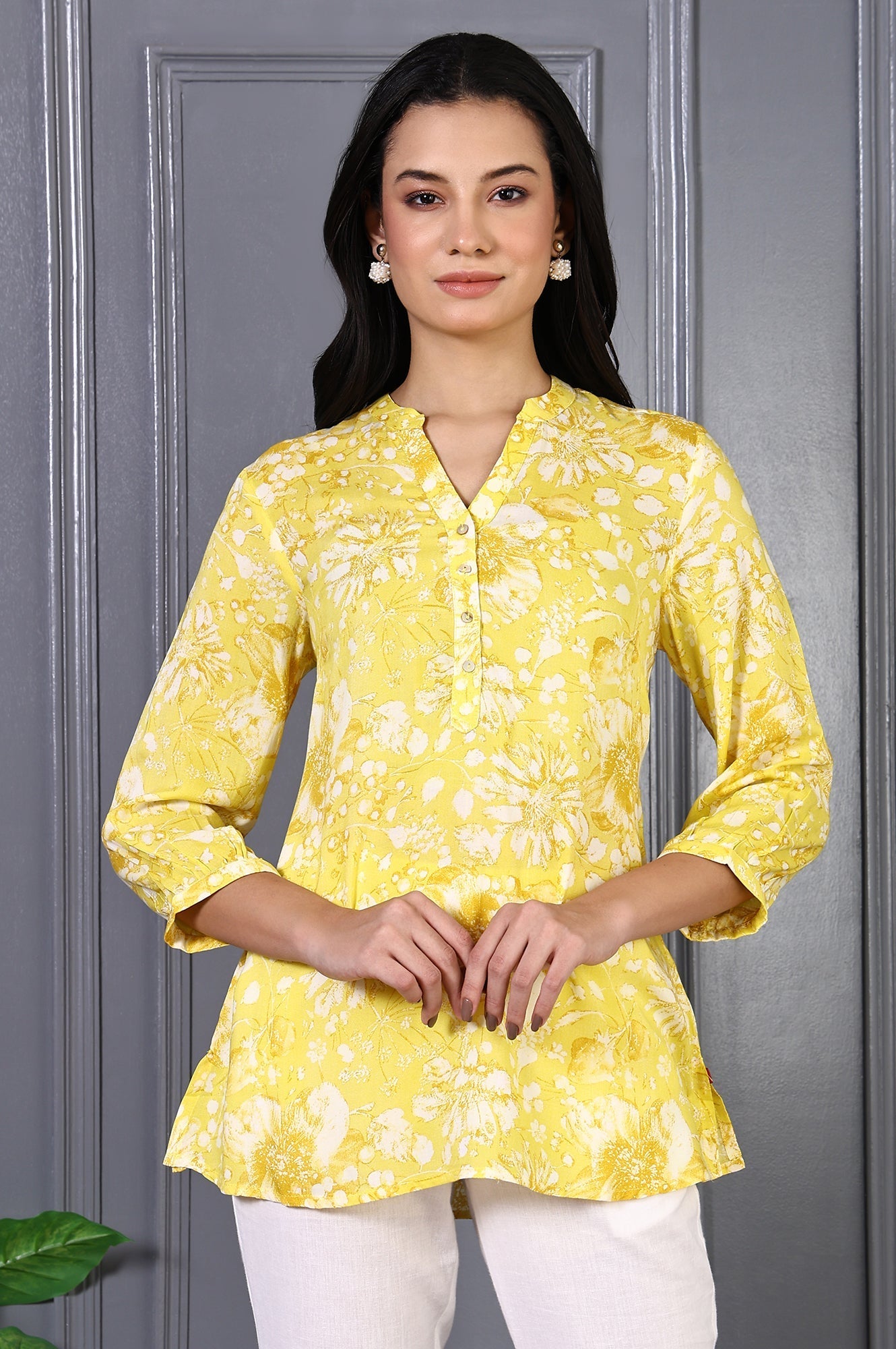 https://cdn.shopify.com/s/files/1/0722/3148/5636/files/W31374-125901_1_bcc29a89-ba68-4651-bb0a-ff6aa9c02f54.jpg?v=1760496025