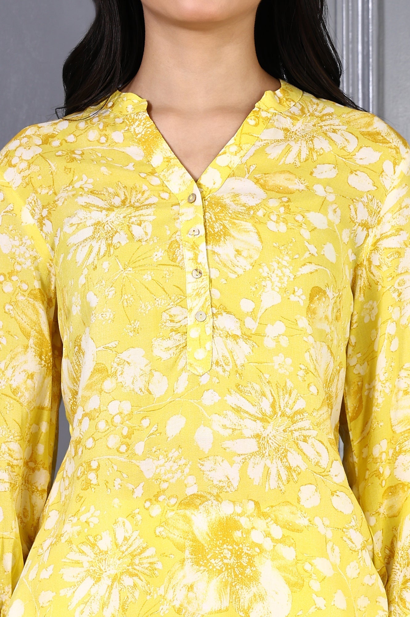 https://cdn.shopify.com/s/files/1/0722/3148/5636/files/W31374-125901_3_3bc48262-ddaa-42ec-af50-b116cdb12909.jpg?v=1760496025
