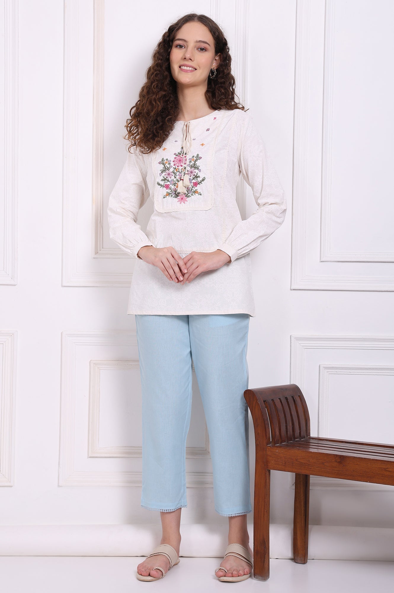 https://cdn.shopify.com/s/files/1/0722/3148/5636/files/W31375-125867_2.jpg?v=1760494999