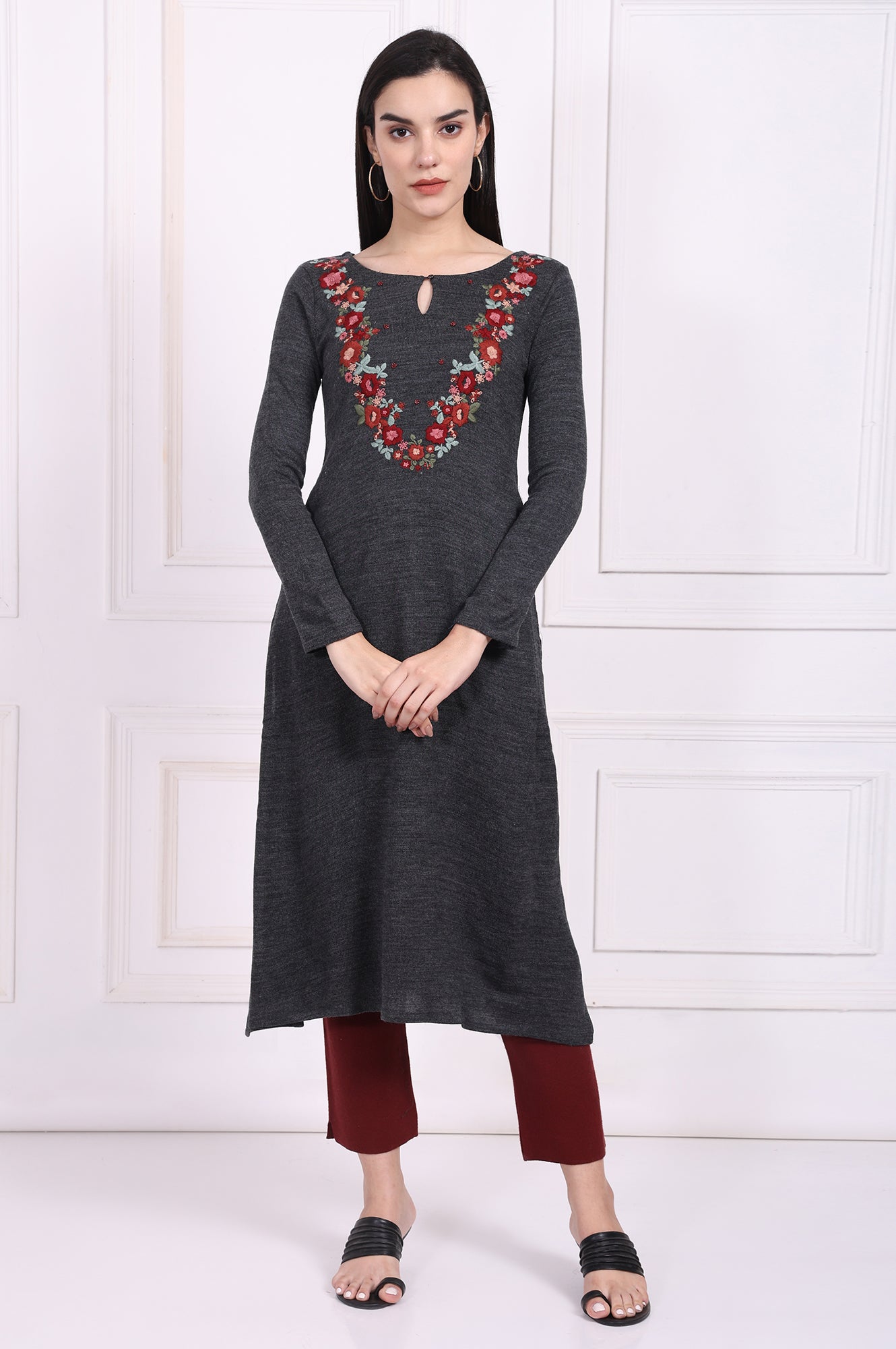 https://cdn.shopify.com/s/files/1/0722/3148/5636/files/W62077-224548_5.jpg?v=1772277712
