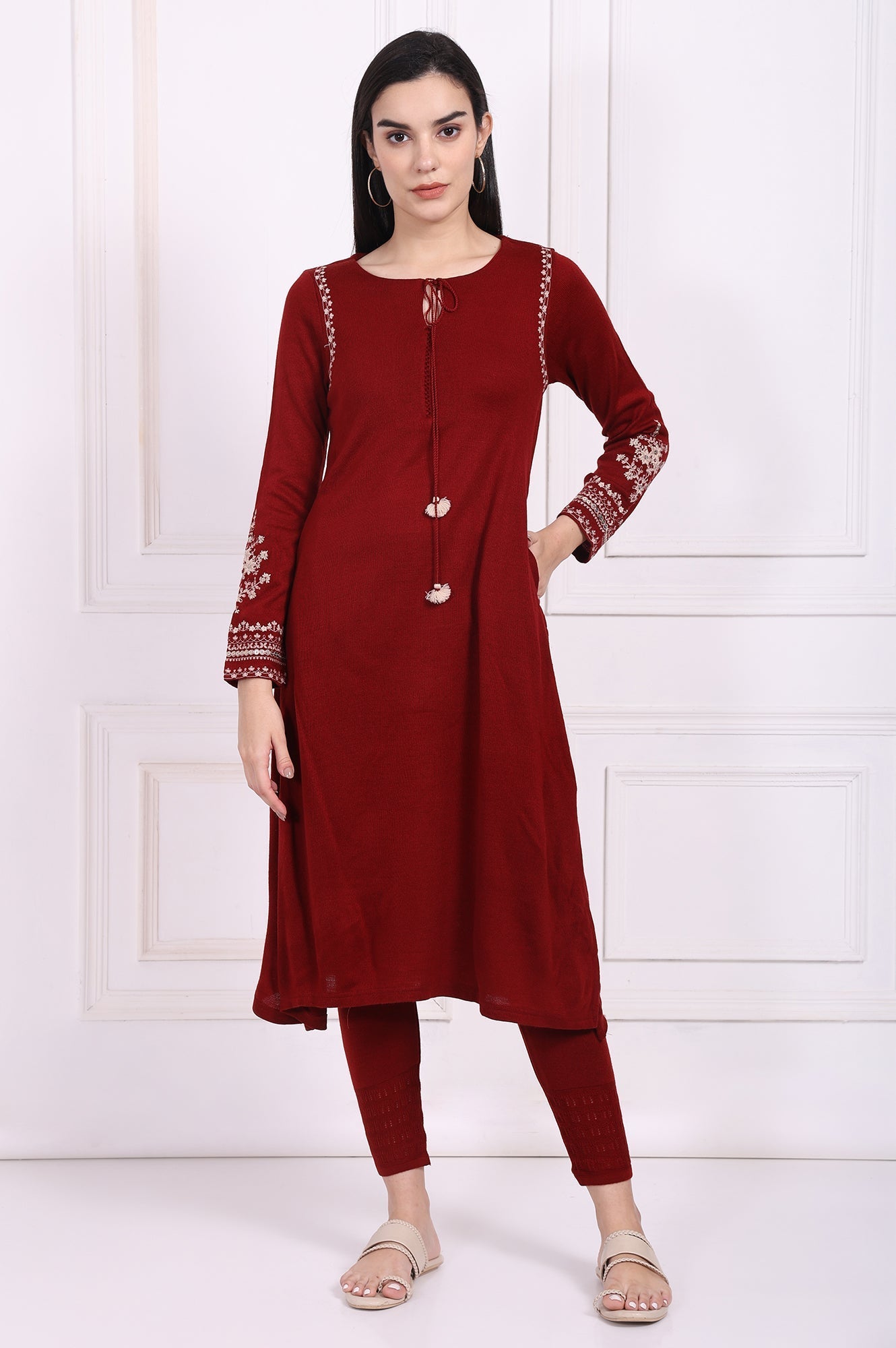 https://cdn.shopify.com/s/files/1/0722/3148/5636/files/W62081-219963_5.jpg?v=1772277616