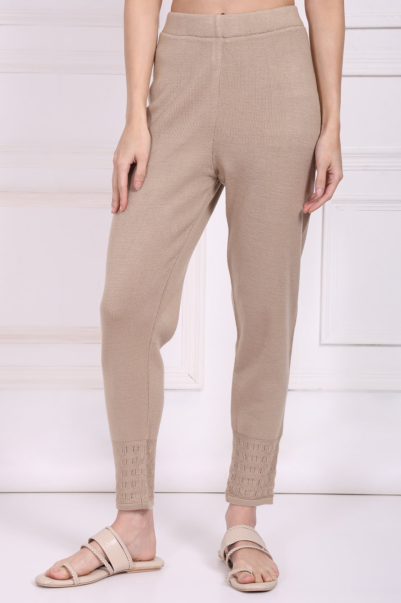 https://cdn.shopify.com/s/files/1/0722/3148/5636/files/W62081-224545_1.jpg?v=1772277622