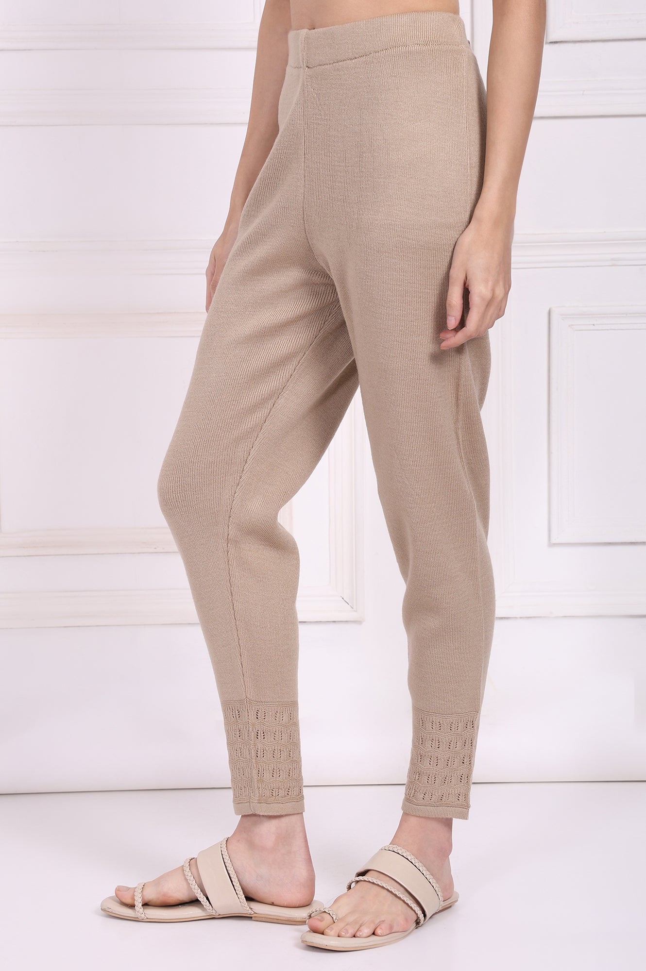 https://cdn.shopify.com/s/files/1/0722/3148/5636/files/W62081-224545_2.jpg?v=1772277622