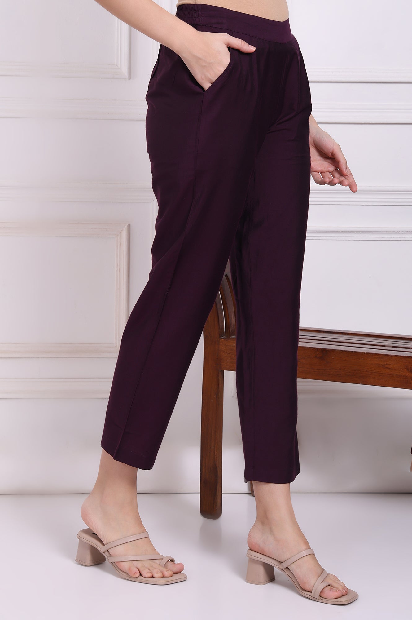 https://cdn.shopify.com/s/files/1/0722/3148/5636/files/W62681-224037_3.jpg?v=1772276785