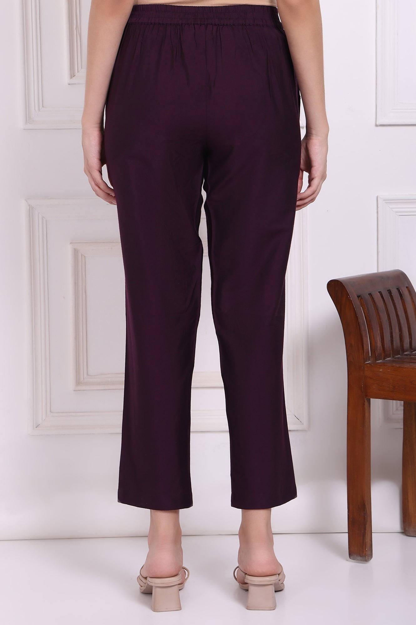 https://cdn.shopify.com/s/files/1/0722/3148/5636/files/W62681-224037_4.jpg?v=1772276785
