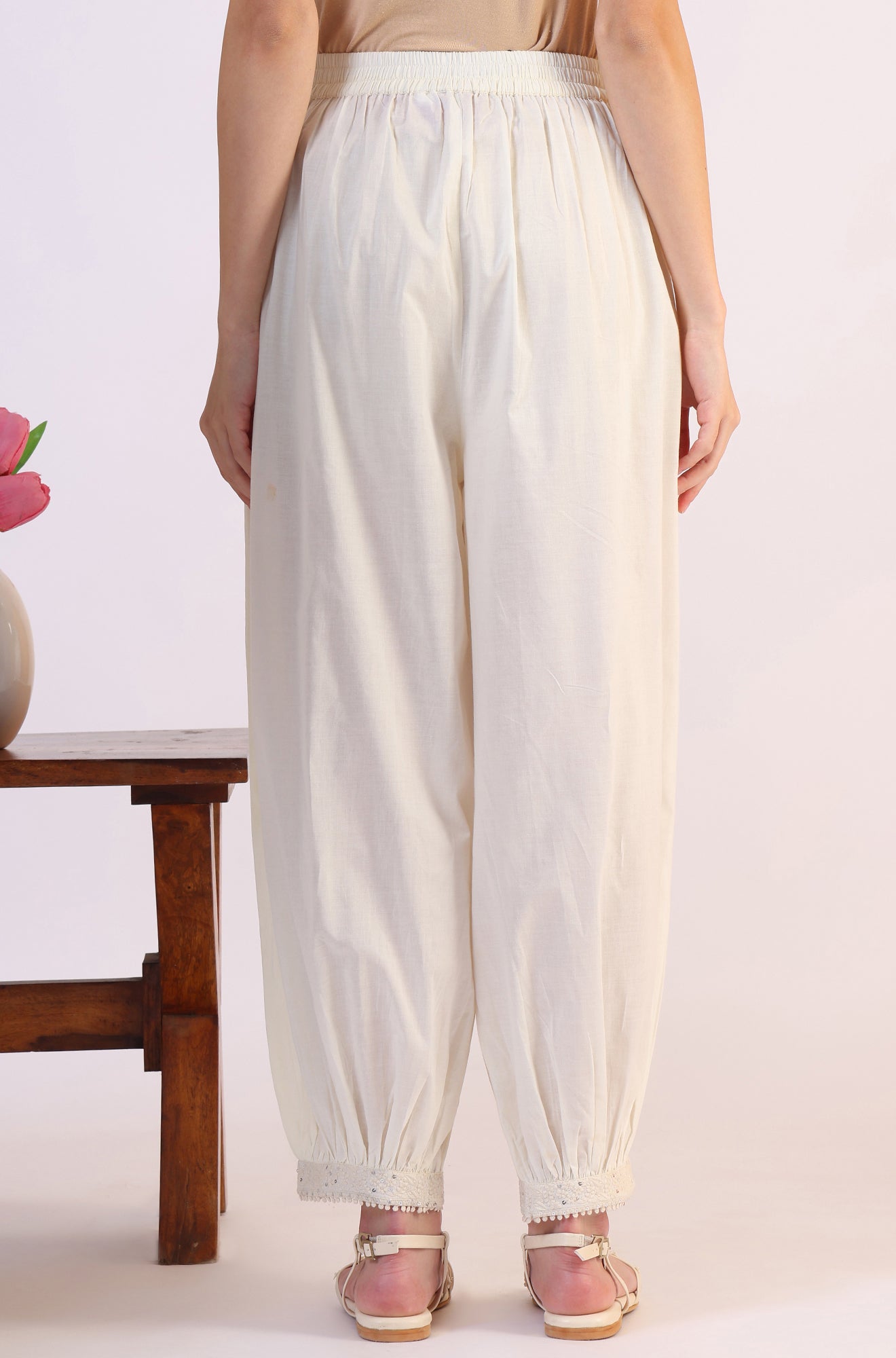 https://cdn.shopify.com/s/files/1/0722/3148/5636/files/W63150-218090_5.jpg?v=1772275902