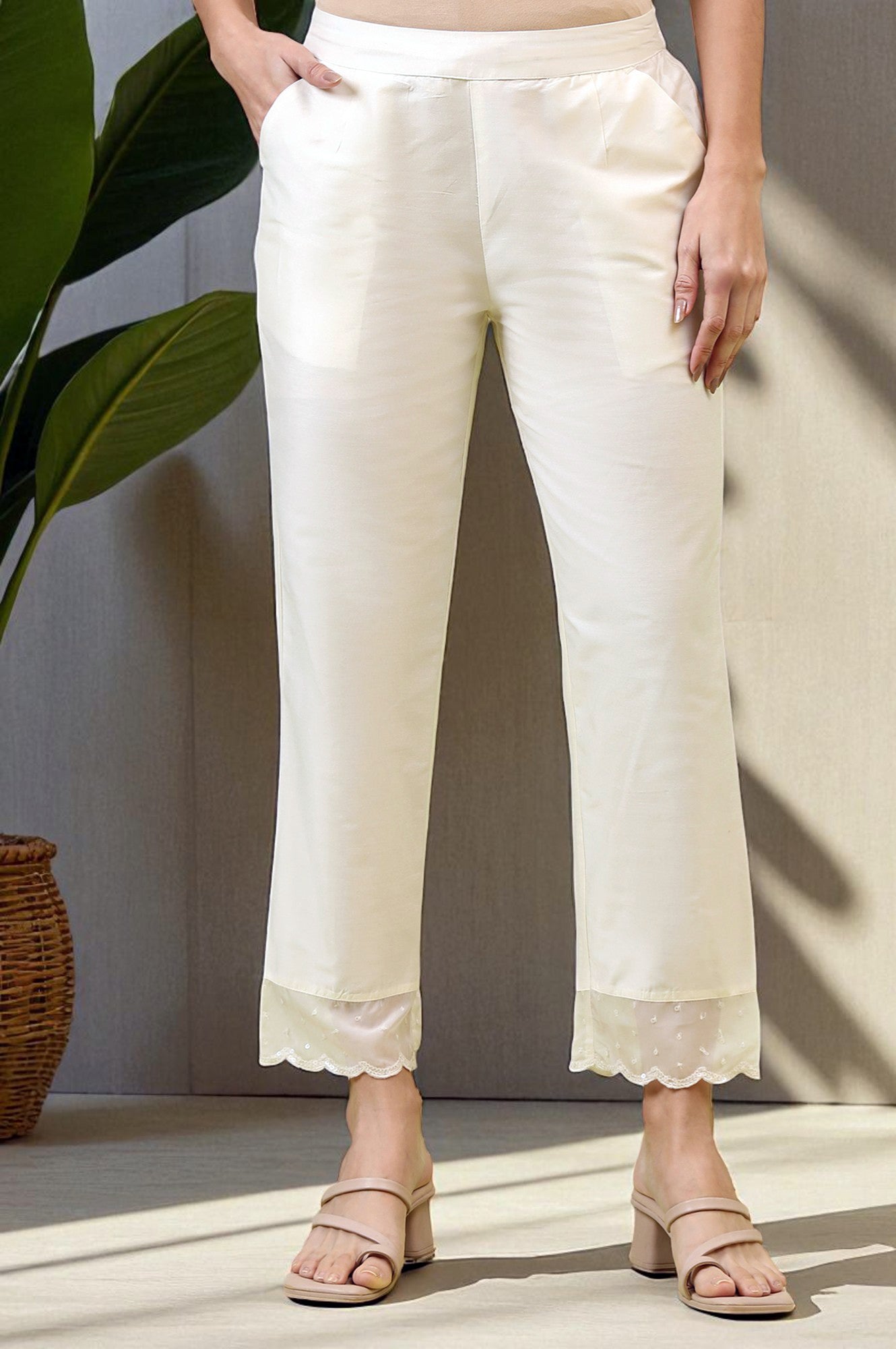 https://cdn.shopify.com/s/files/1/0722/3148/5636/files/W63213-222899.jpg?v=1772275976