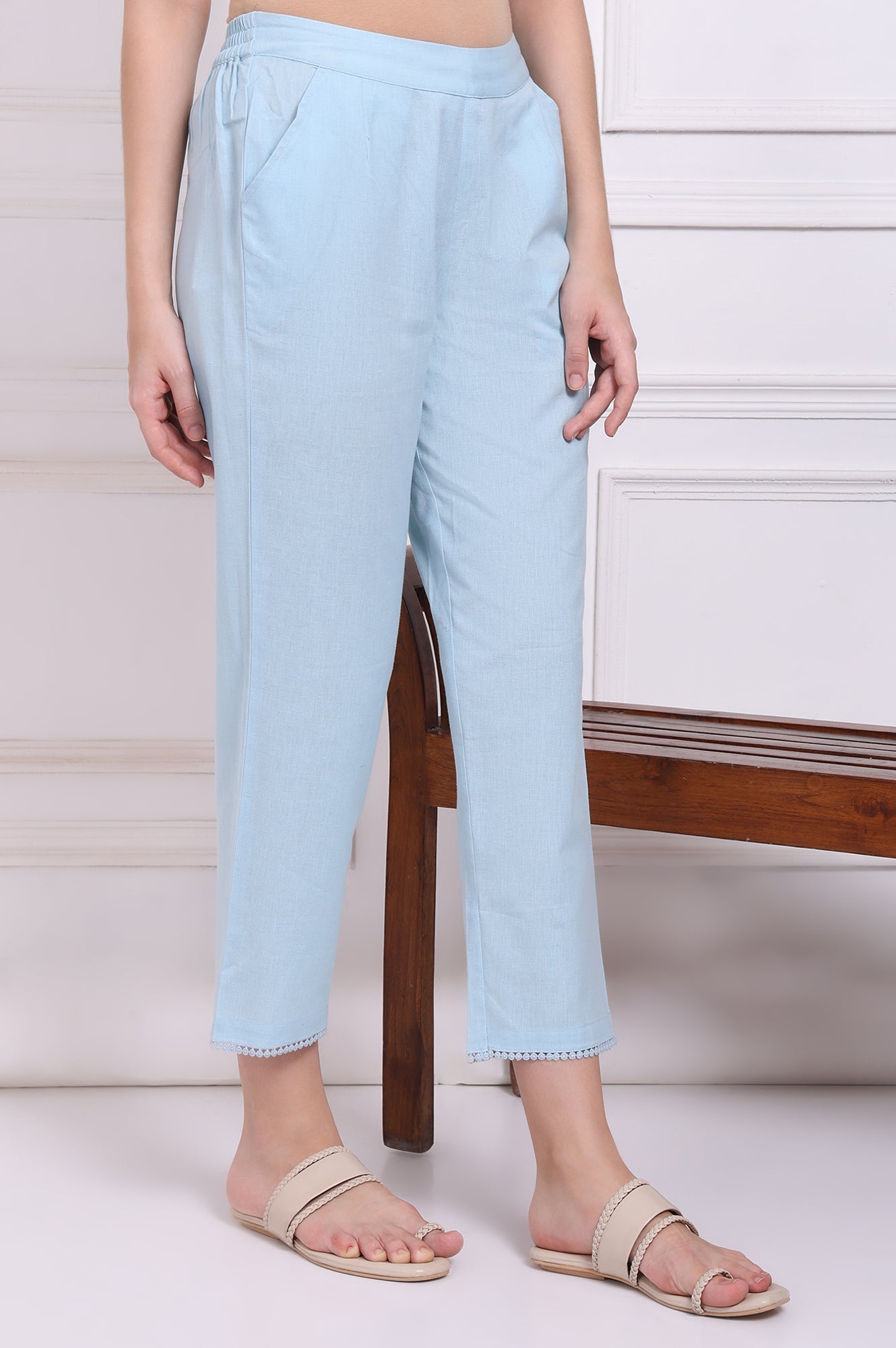 https://cdn.shopify.com/s/files/1/0722/3148/5636/files/W63281-223906_3.jpg?v=1772276795