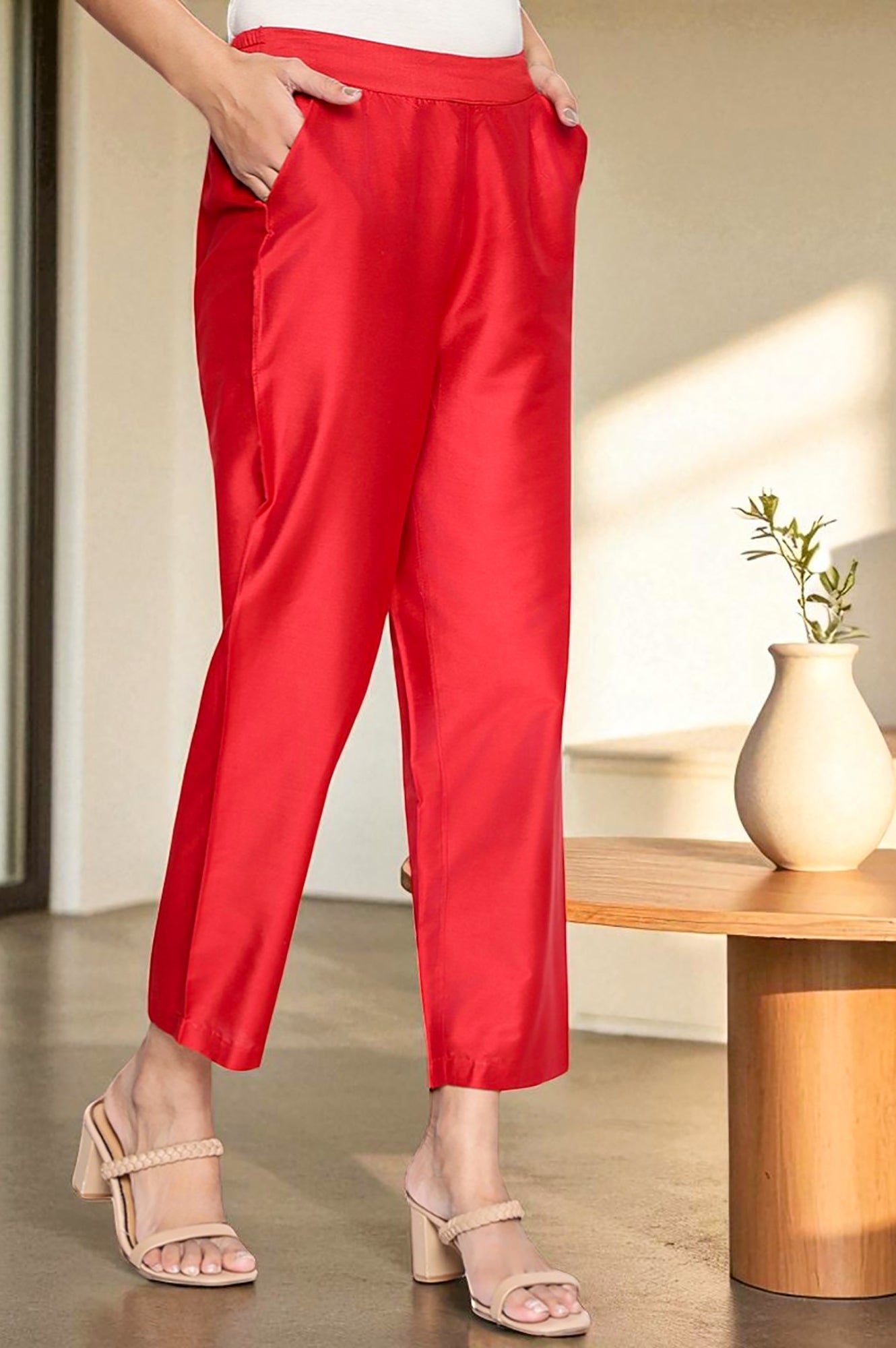 https://cdn.shopify.com/s/files/1/0722/3148/5636/files/W63327-224249_5.jpg?v=1772277036