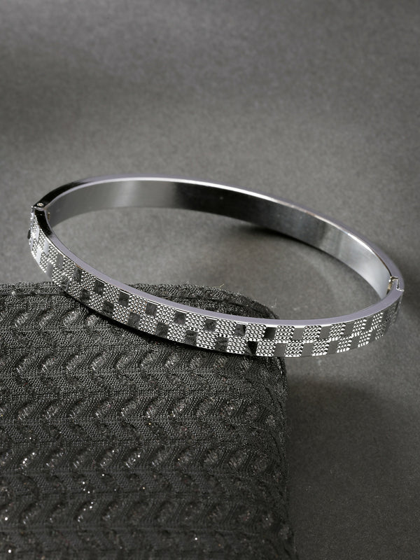 NVR Men's Silver-Plated Stainless Steel Kada Bracelet - Distacart
