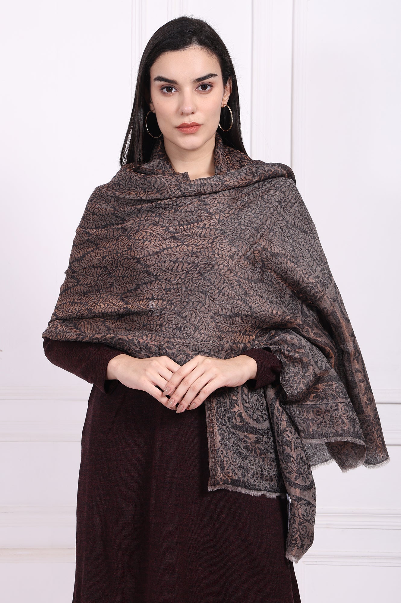 https://cdn.shopify.com/s/files/1/0722/3148/5636/files/W82635-314613_4.jpg?v=1772277672
