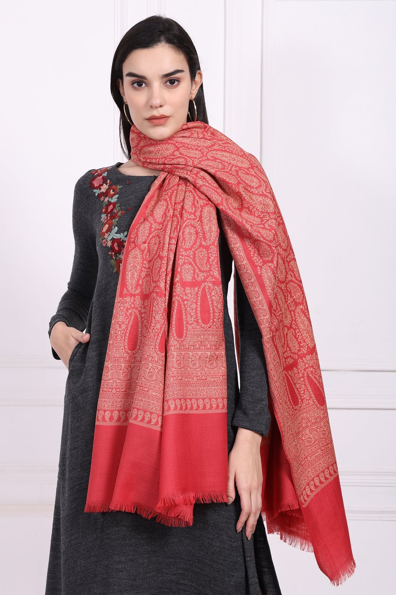 https://cdn.shopify.com/s/files/1/0722/3148/5636/files/W82651-314609_3.jpg?v=1772277681