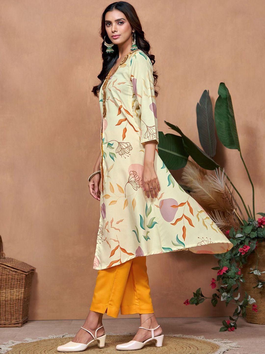 Sangria Off White Floral Printed V-Neck Three-Quarter Sleeves A-Line Kurta & Trouser
