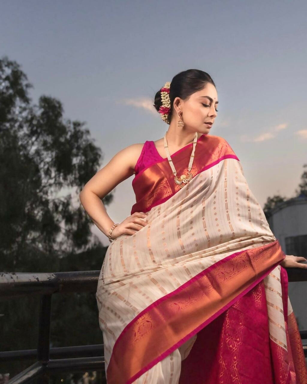 Preksha Creation Women Banarasi Red Saree With Zari Work - Distacart