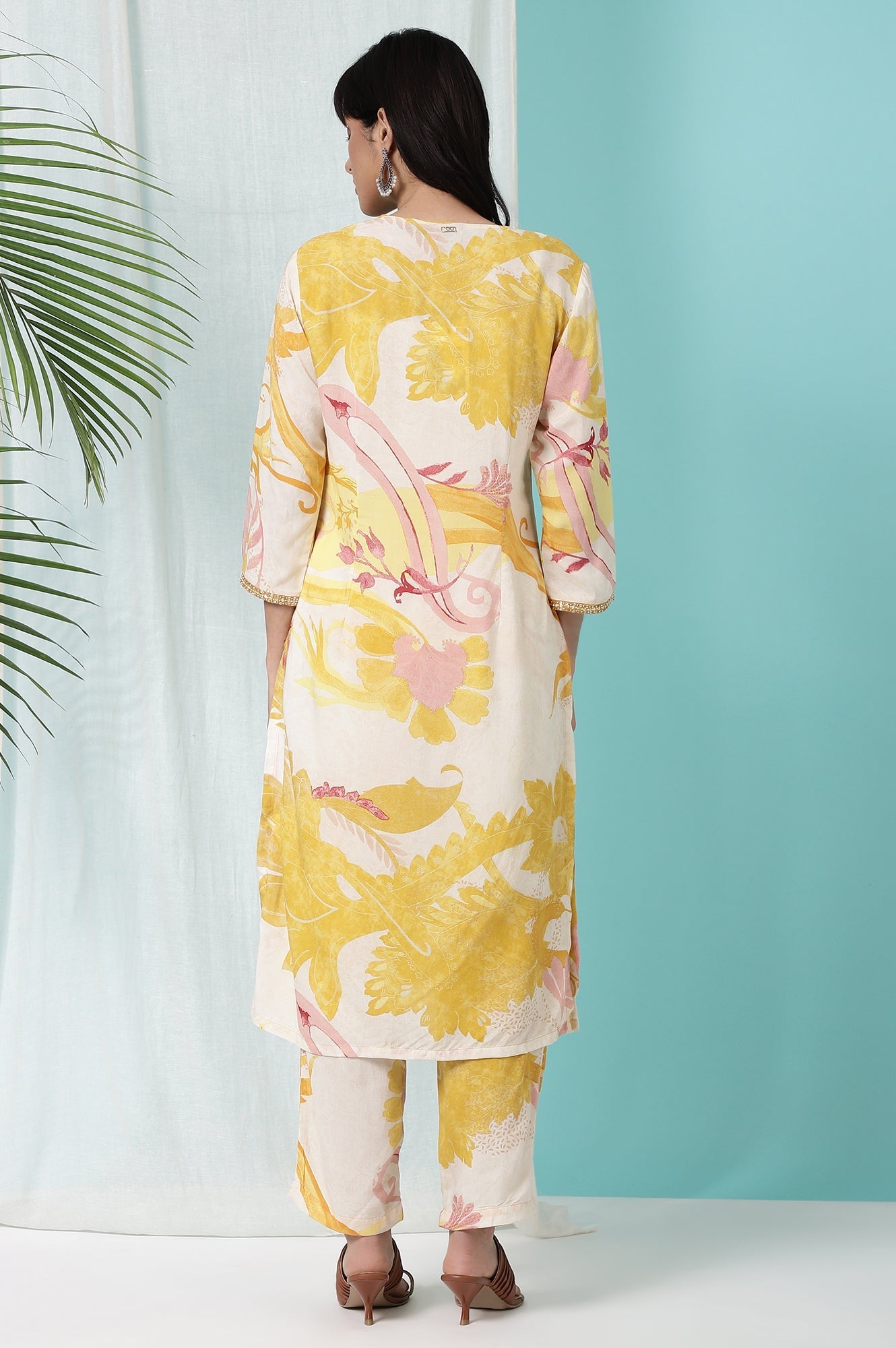 https://cdn.shopify.com/s/files/1/0722/3148/5636/files/WS11533-123729_5_d1b279aa-8a6b-49ec-8ae0-642c38ebf584.jpg?v=1772276411