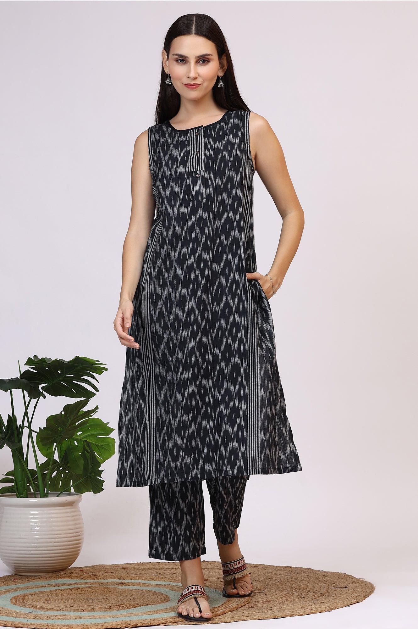 https://cdn.shopify.com/s/files/1/0722/3148/5636/files/WS12269-314165_2_12985783-0bc5-409a-8cfd-ffa449d0a565.jpg?v=1760495649