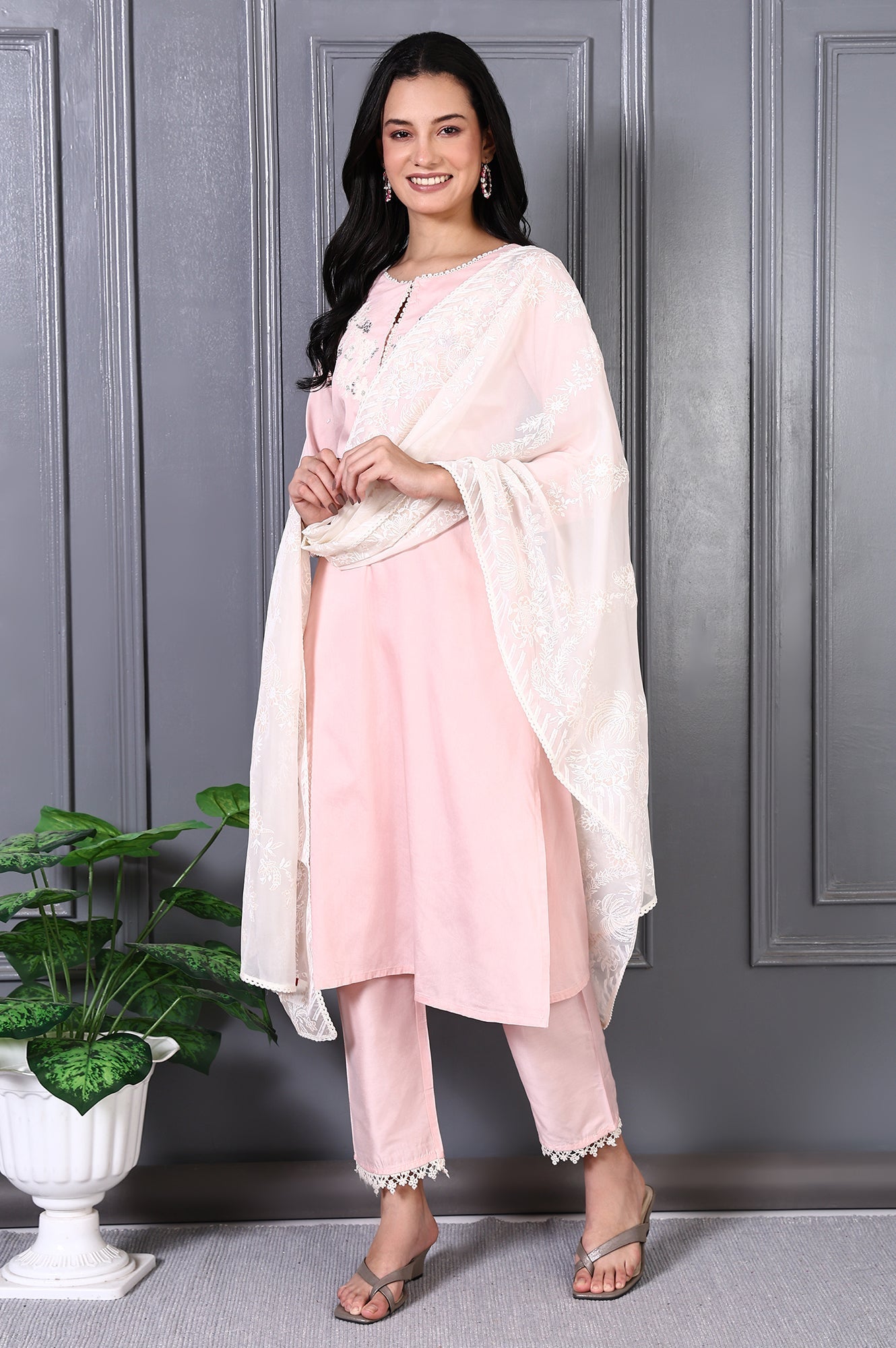 https://cdn.shopify.com/s/files/1/0722/3148/5636/files/WS12343-223143_2_897a3f3d-734d-4a24-8ea3-a165f6b9d355.jpg?v=1772276958